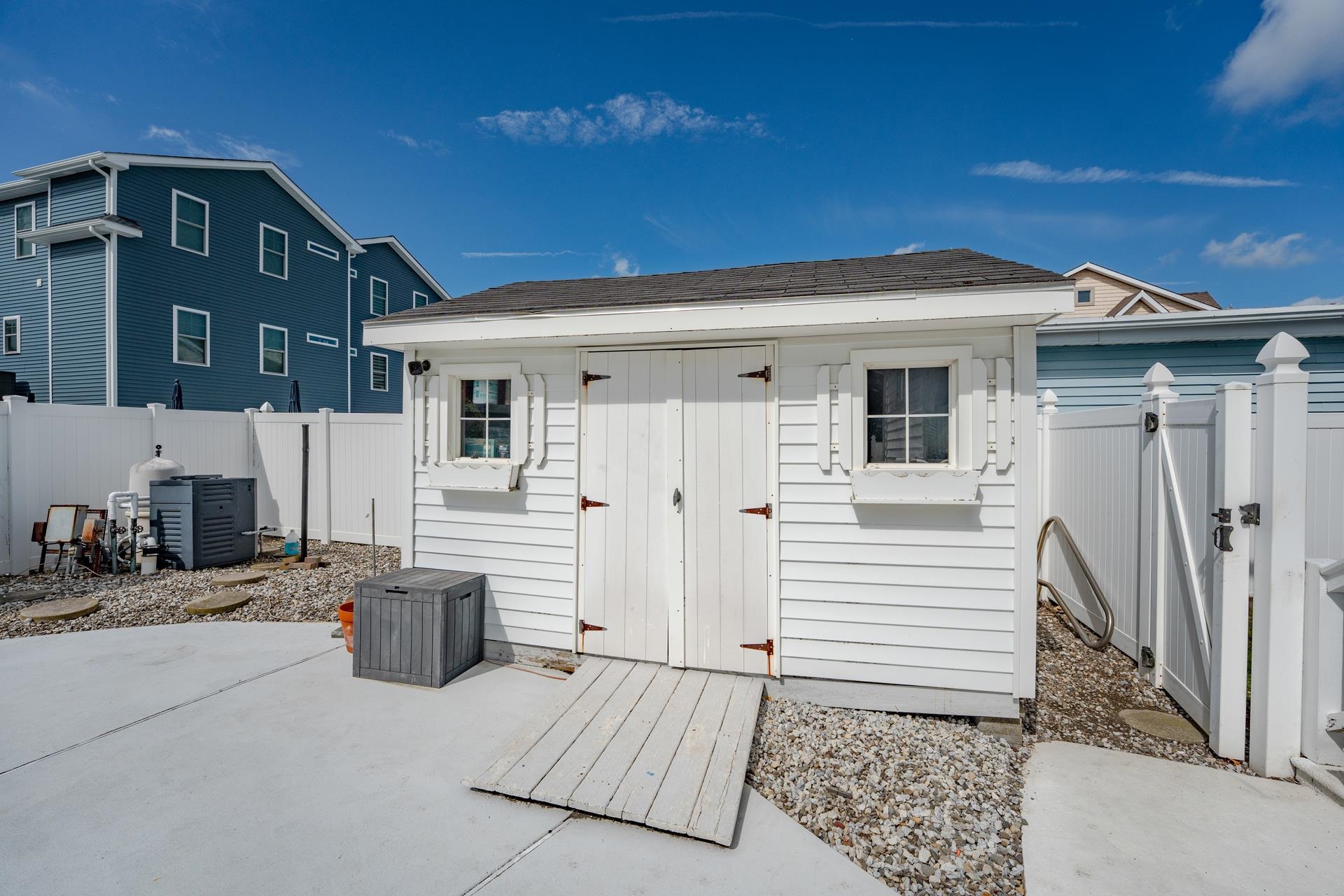 216 E Fern Road - Picture 37