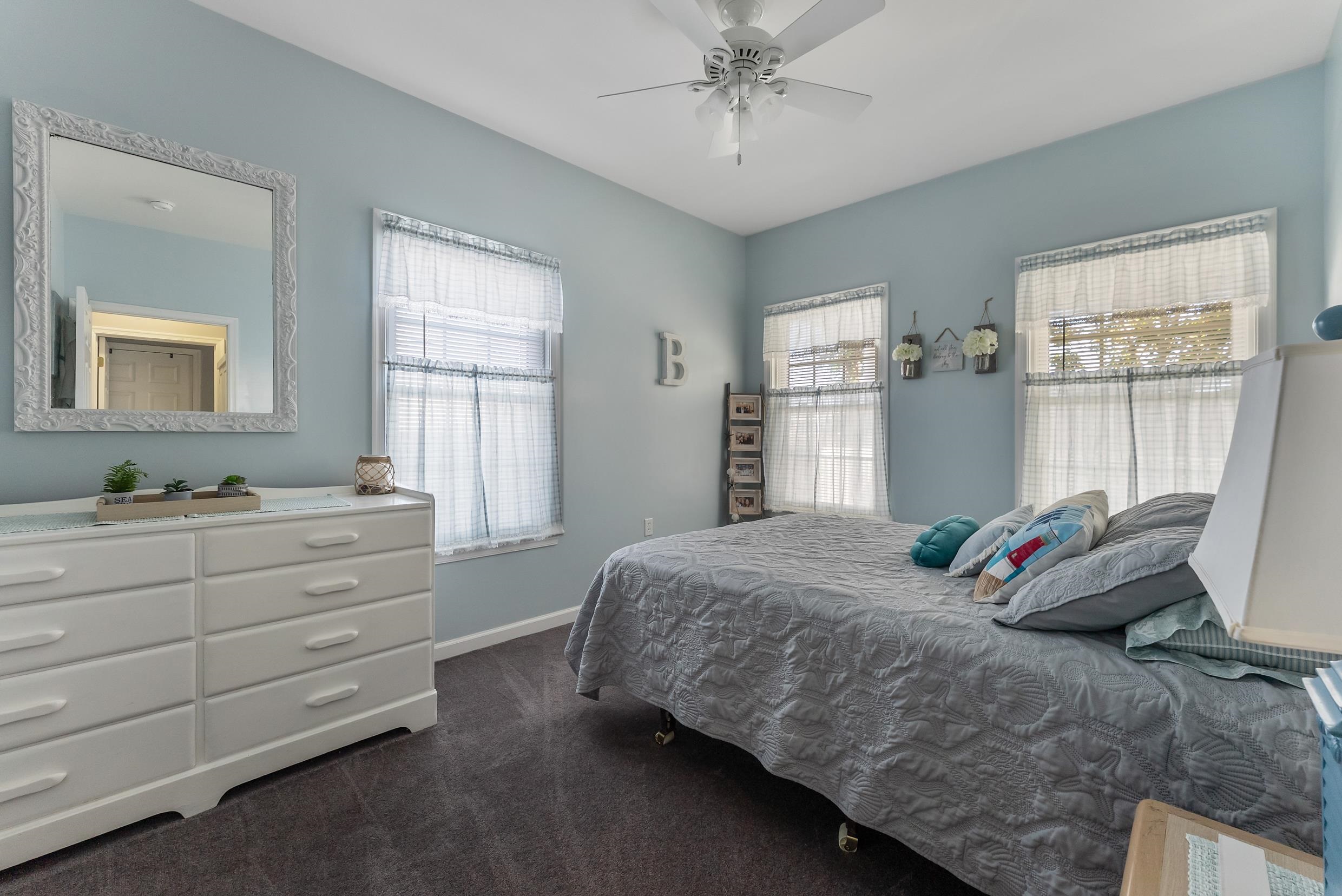 201 E Pine Avenue - Picture 14