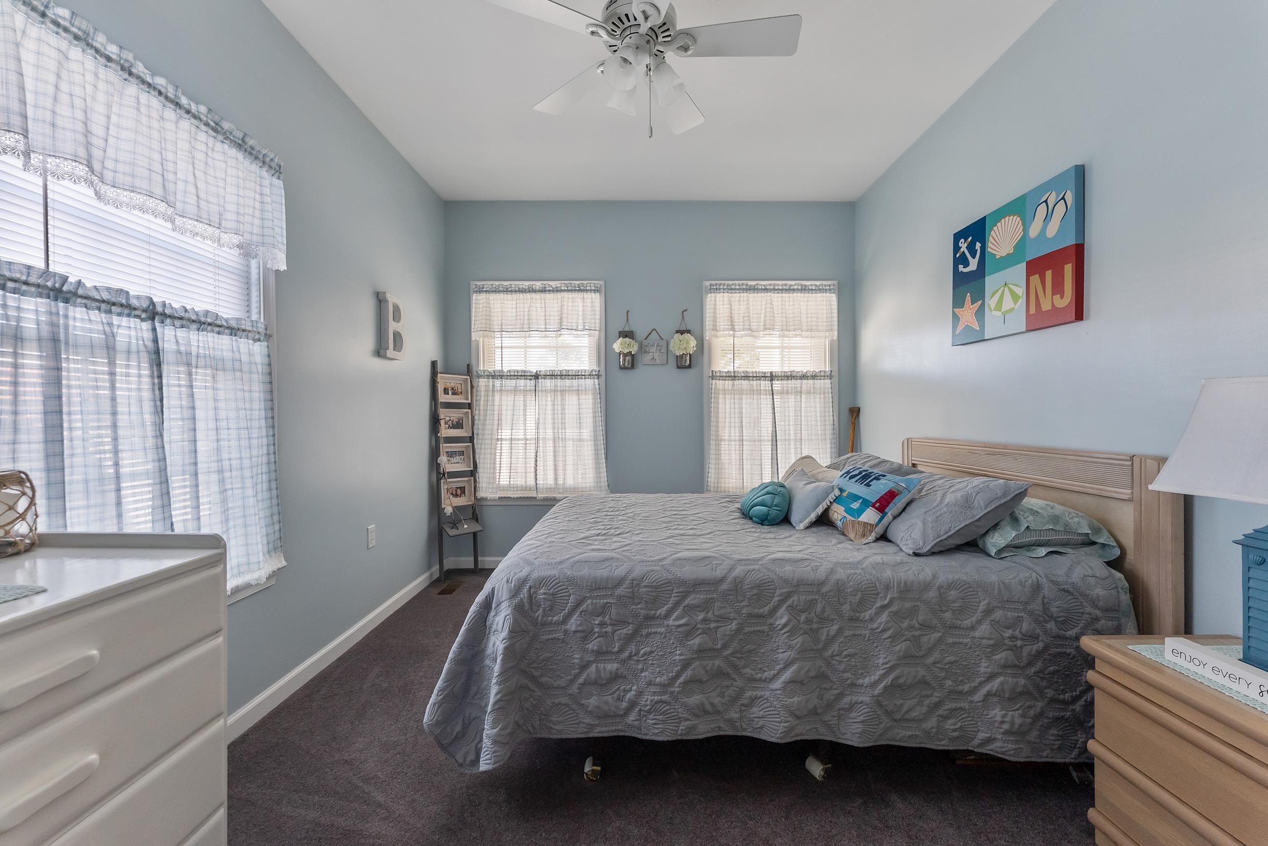 201 E Pine Avenue - Picture 15