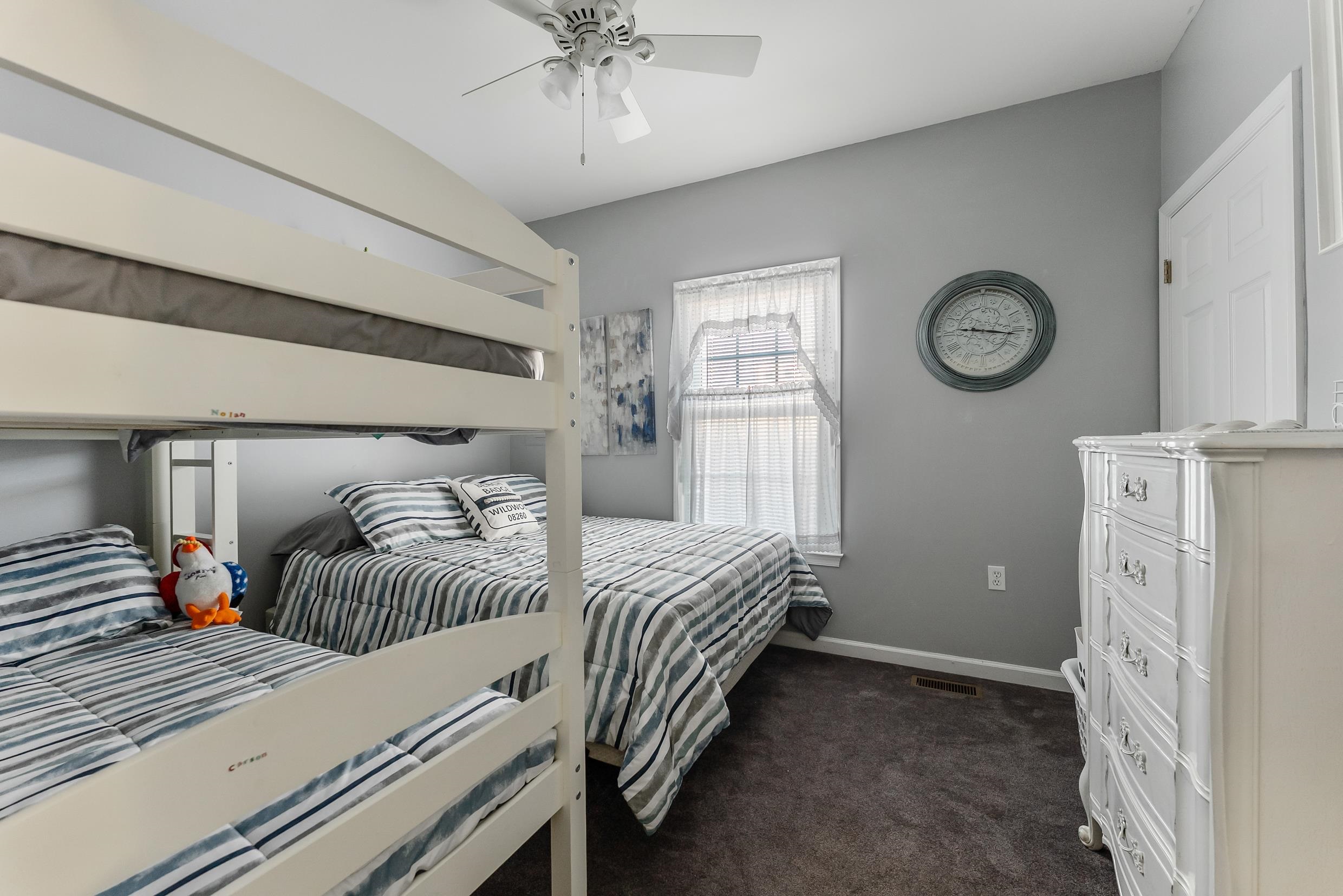 201 E Pine Avenue - Picture 26