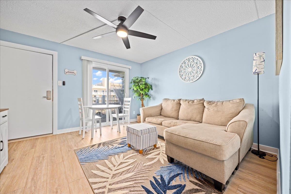 301-09 Ocean Avenue - Picture 4