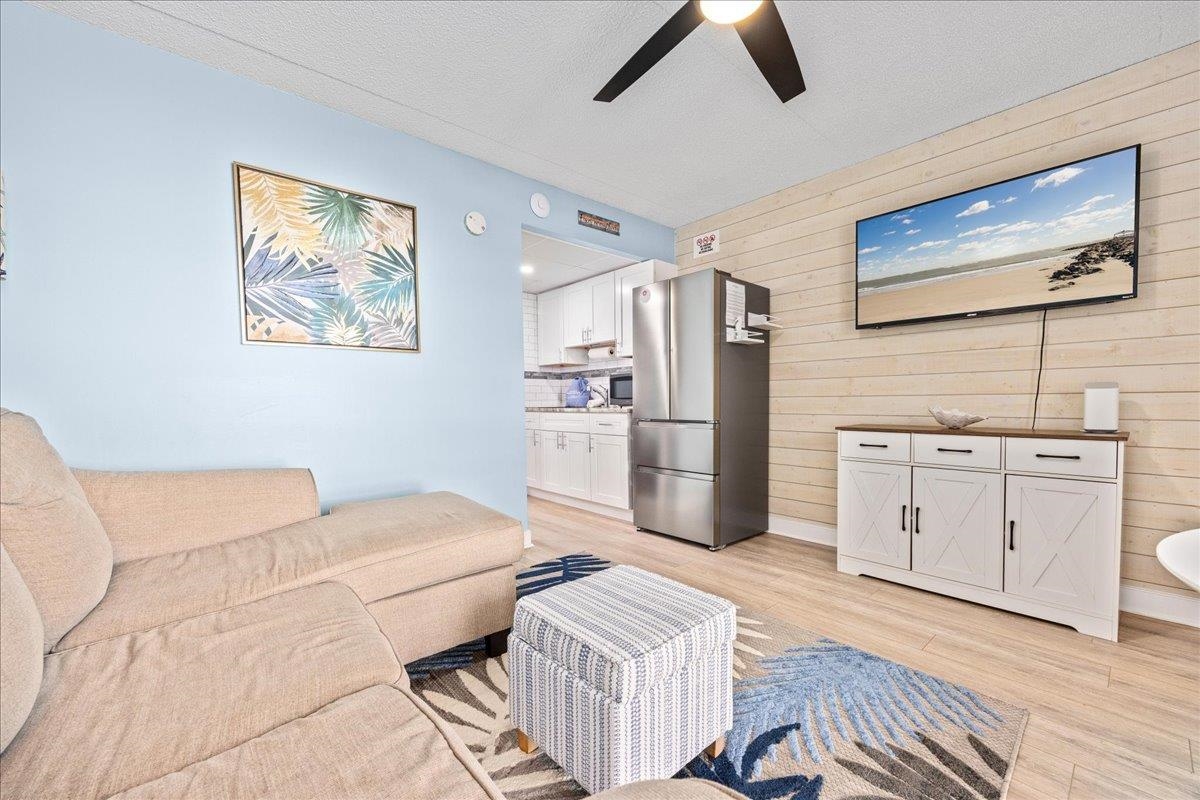 301-09 Ocean Avenue - Picture 5