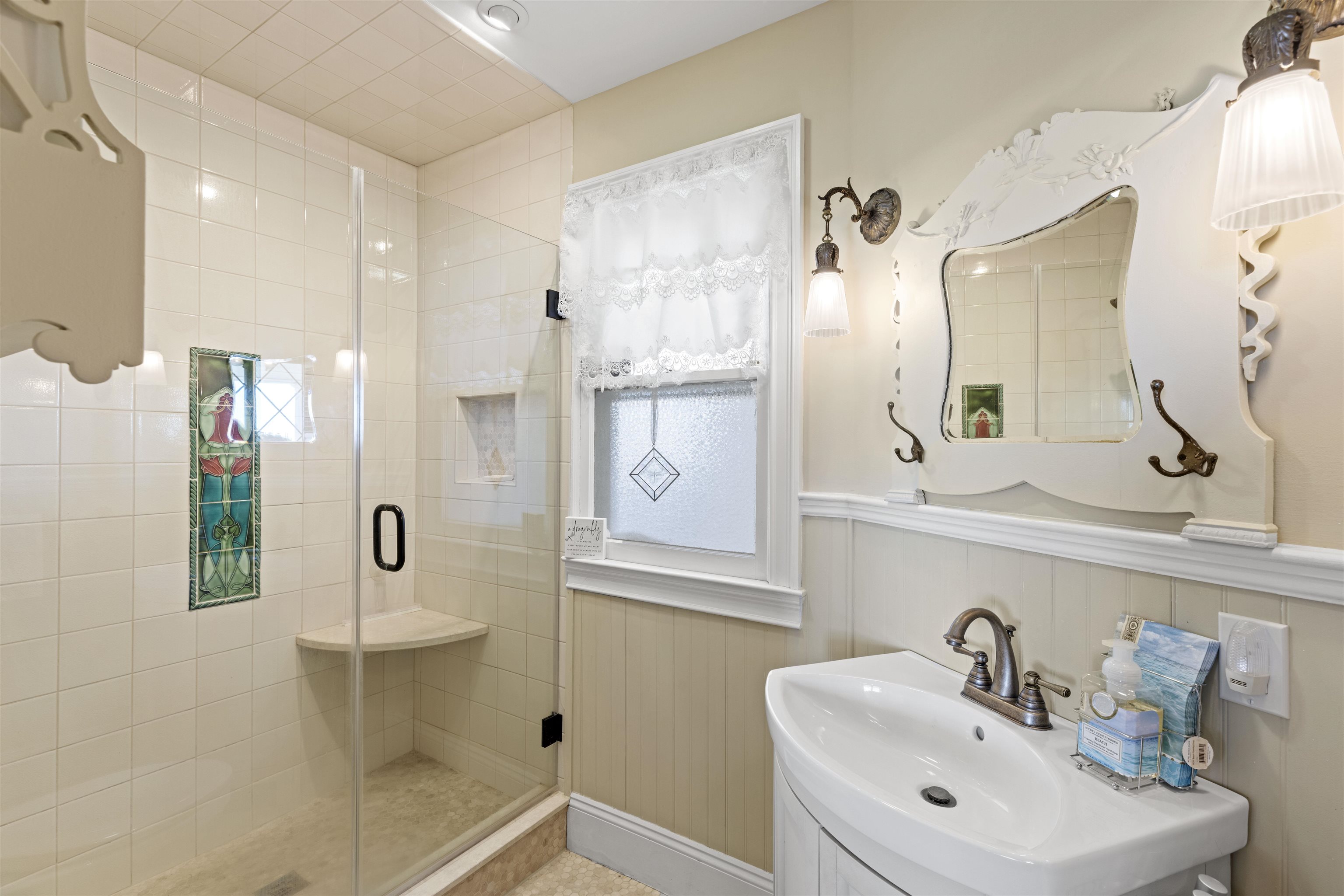 819 Beach Avenue - Picture 11