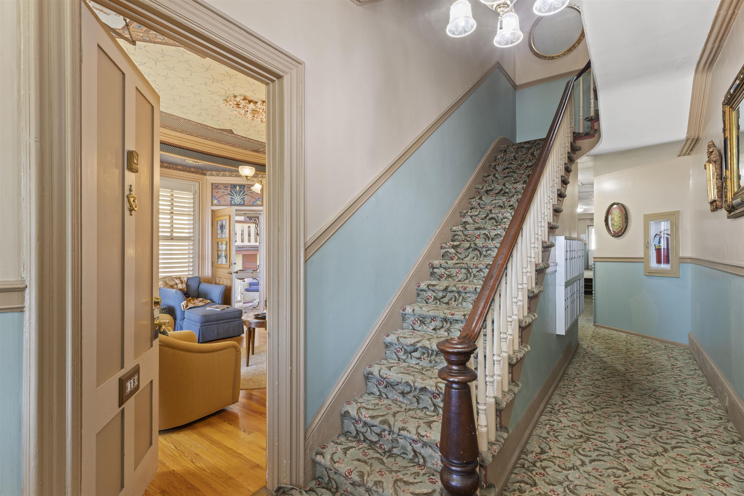 819 Beach Avenue - Picture 14