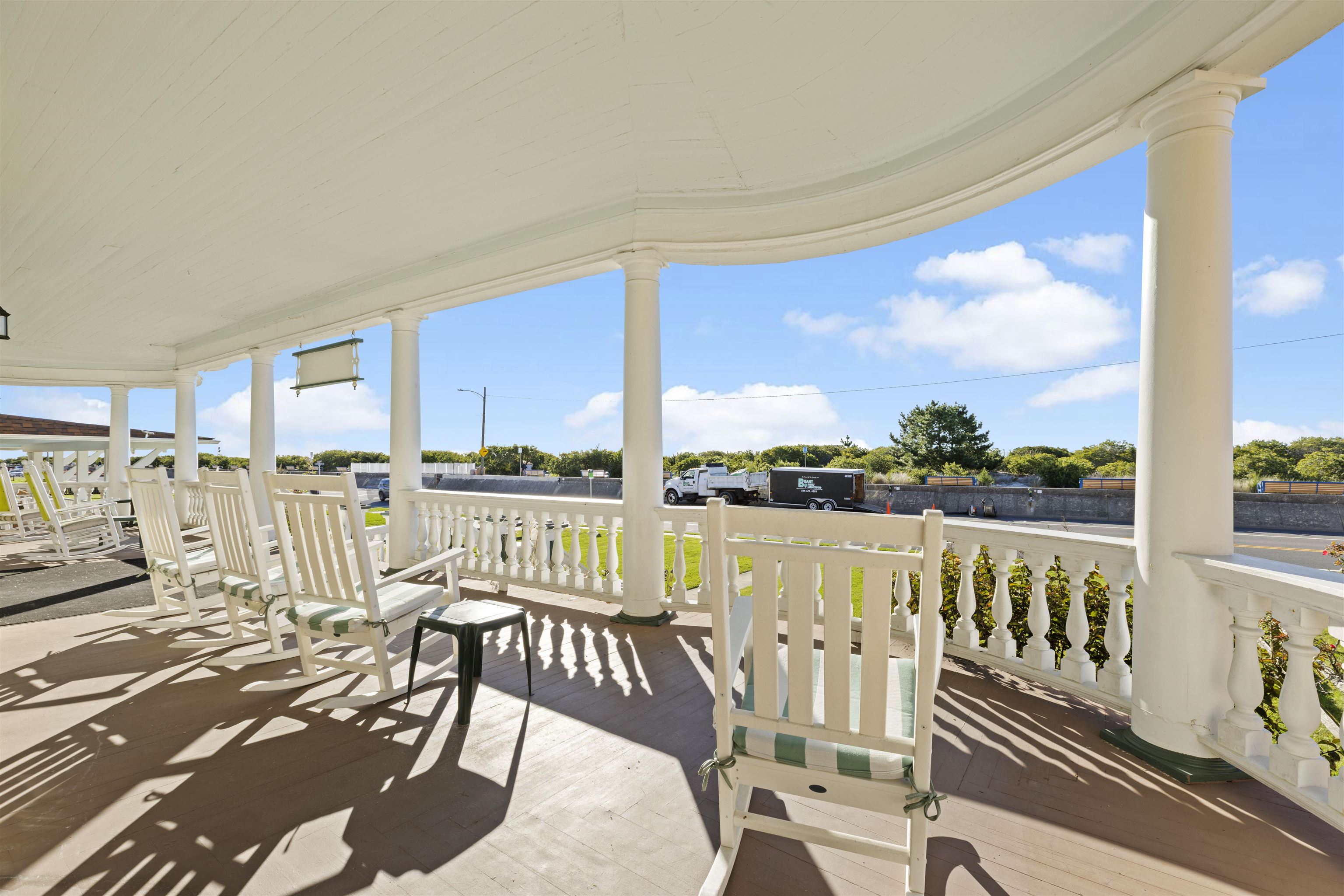 819 Beach Avenue - Picture 17