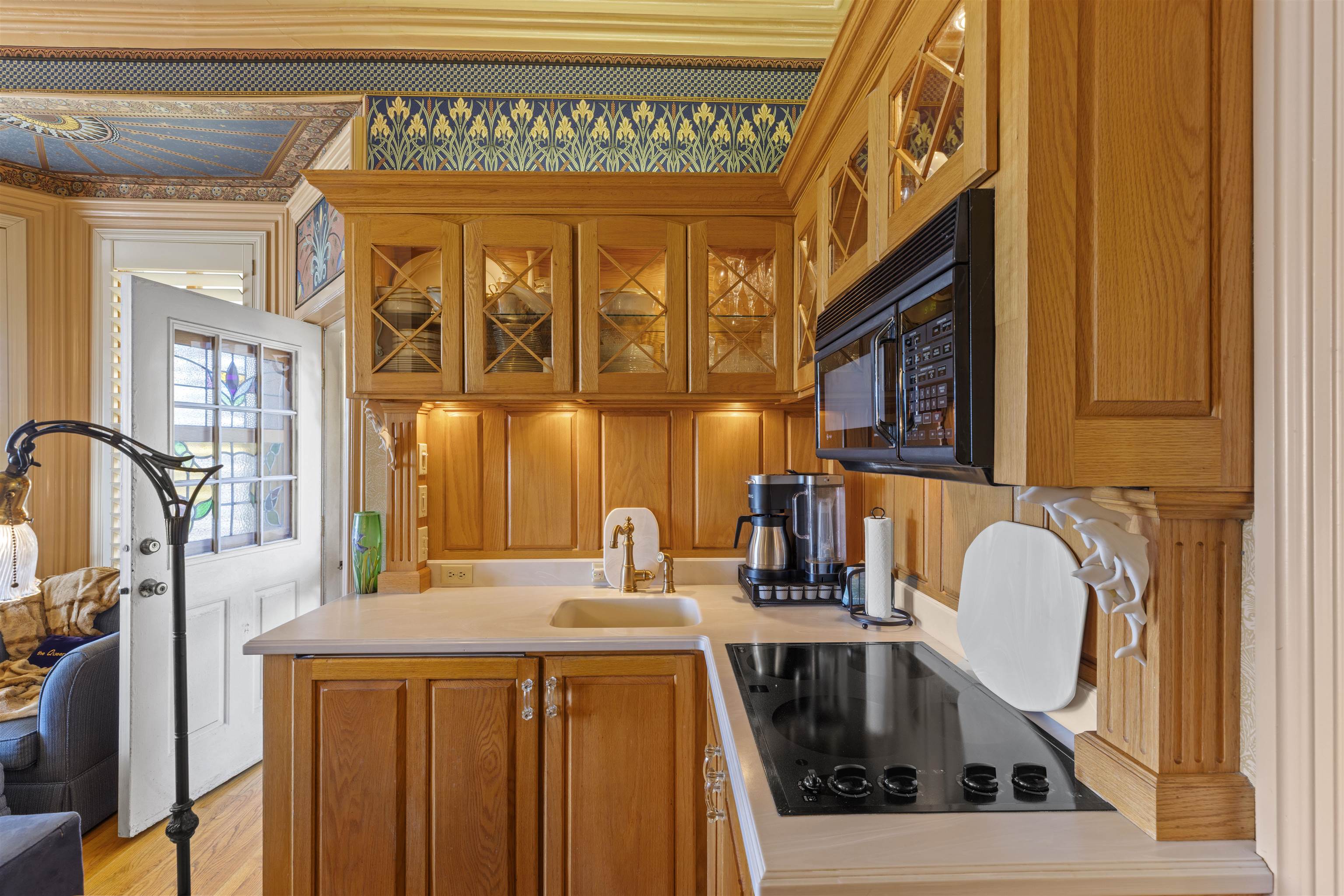 819 Beach Avenue - Picture 8