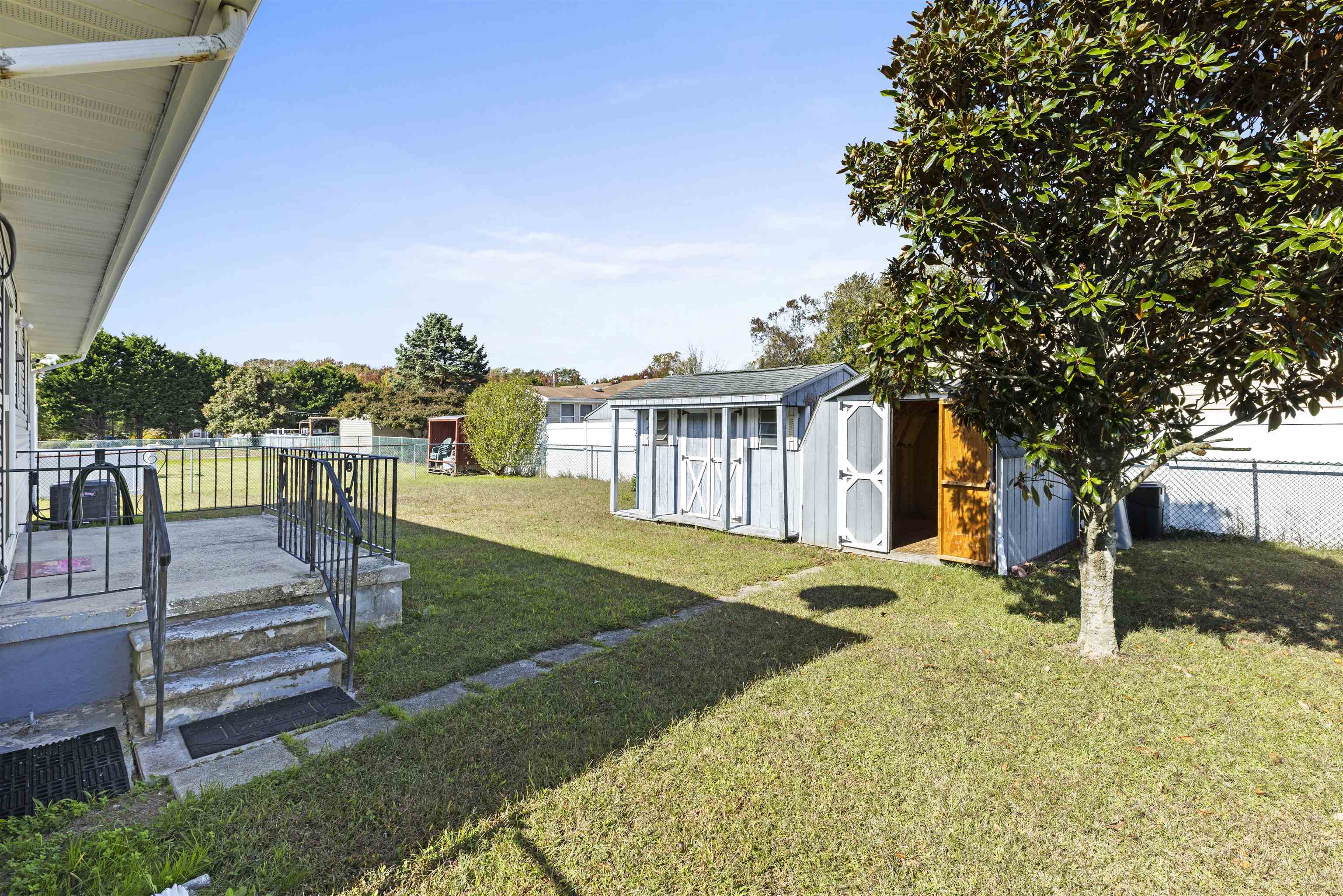 105 Pontaxit Avenue - Picture 24