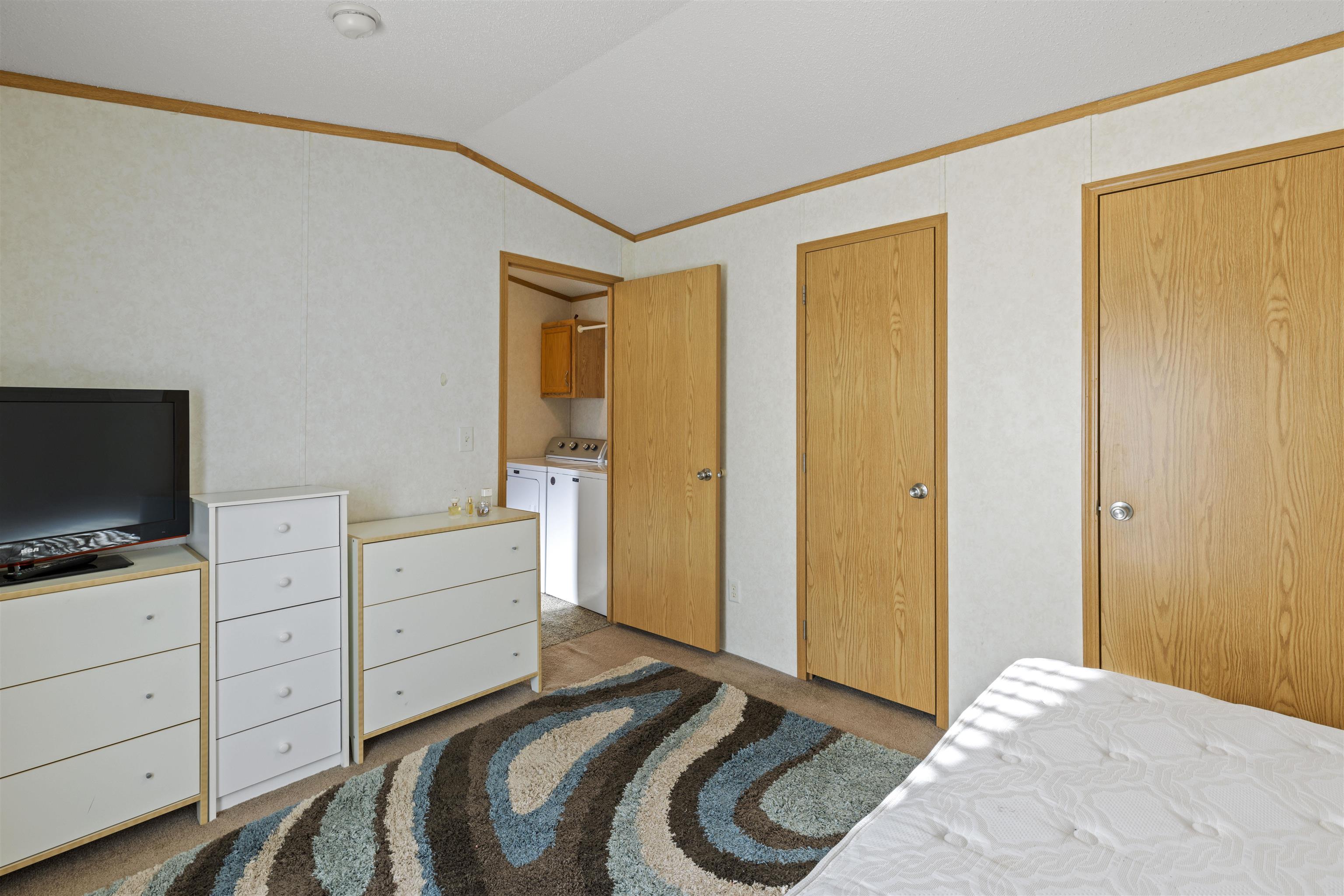 430 N Route 9 Route - Picture 15