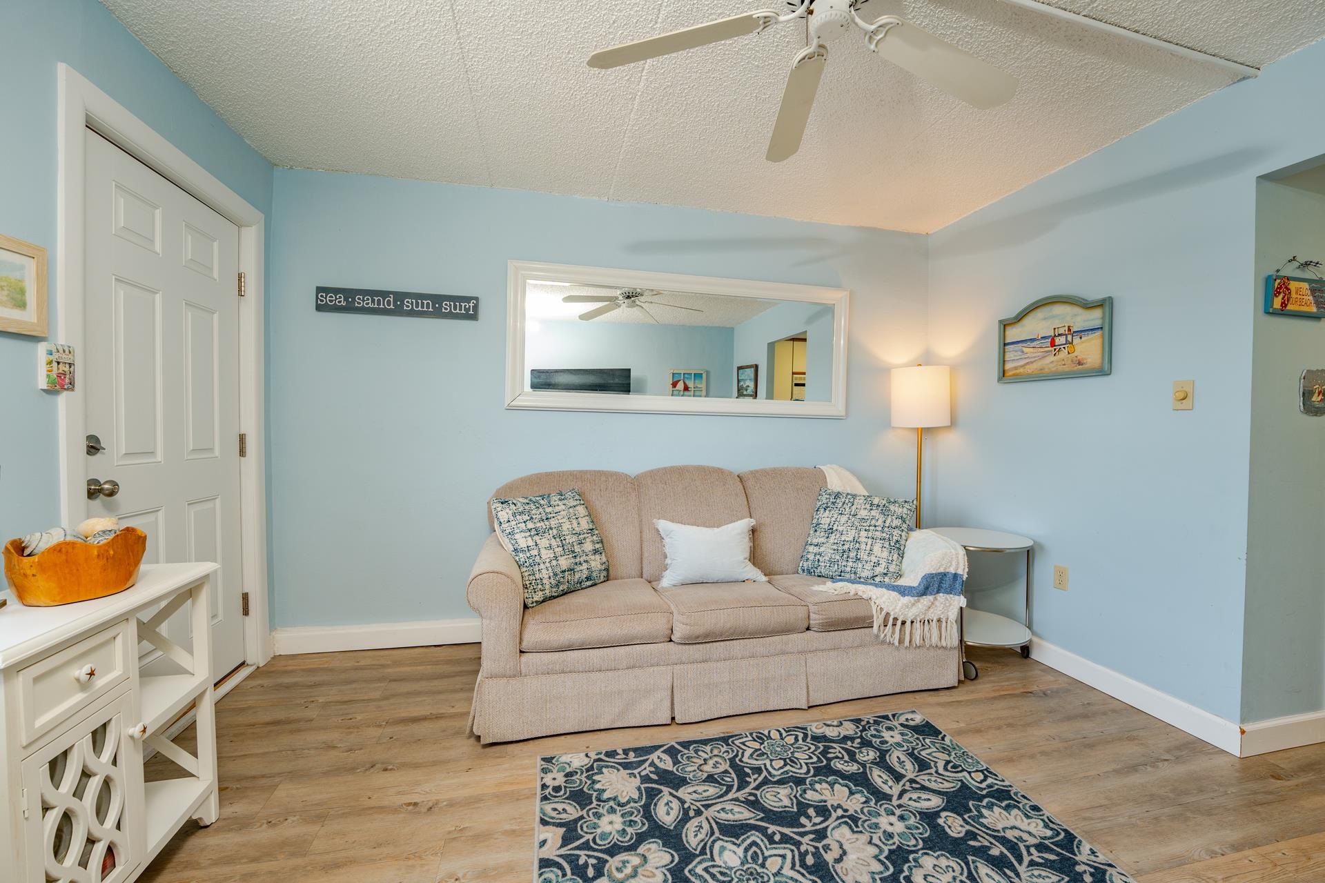 921 Wesley Avenue - Picture 3