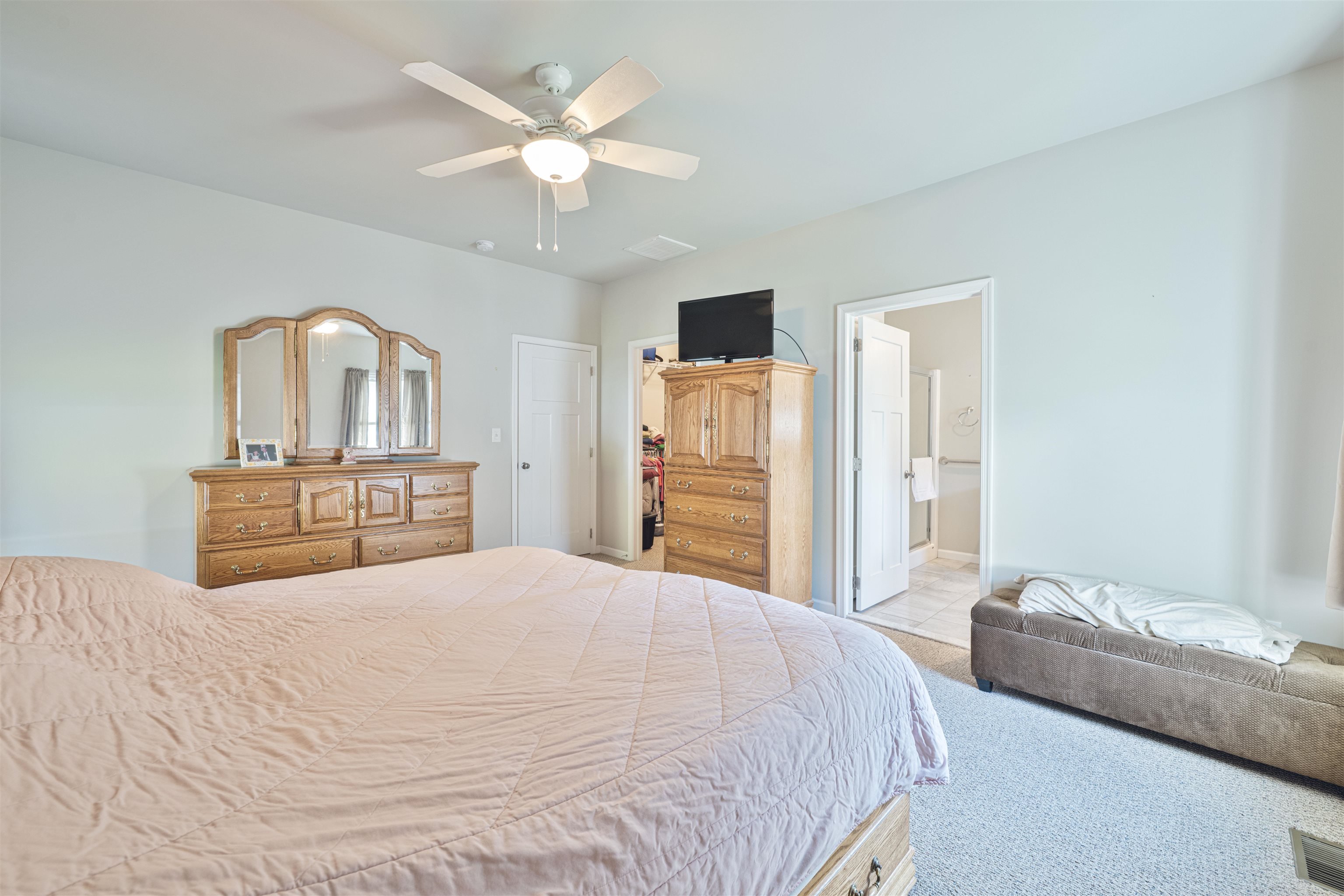 10 Canterbury Way - Picture 33