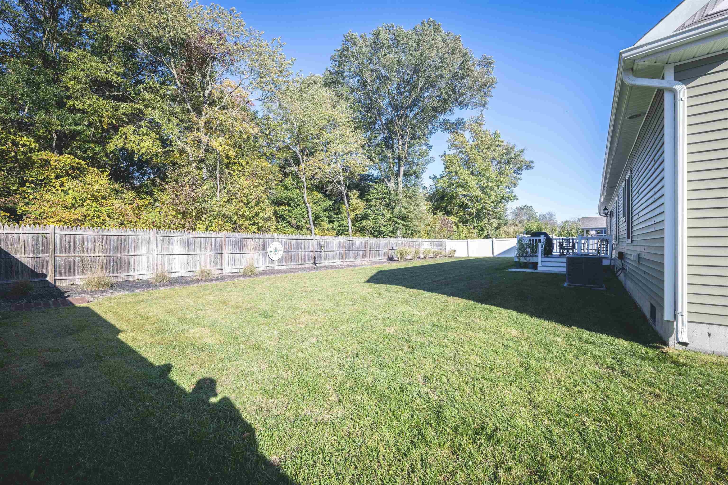 10 Canterbury Way - Picture 42