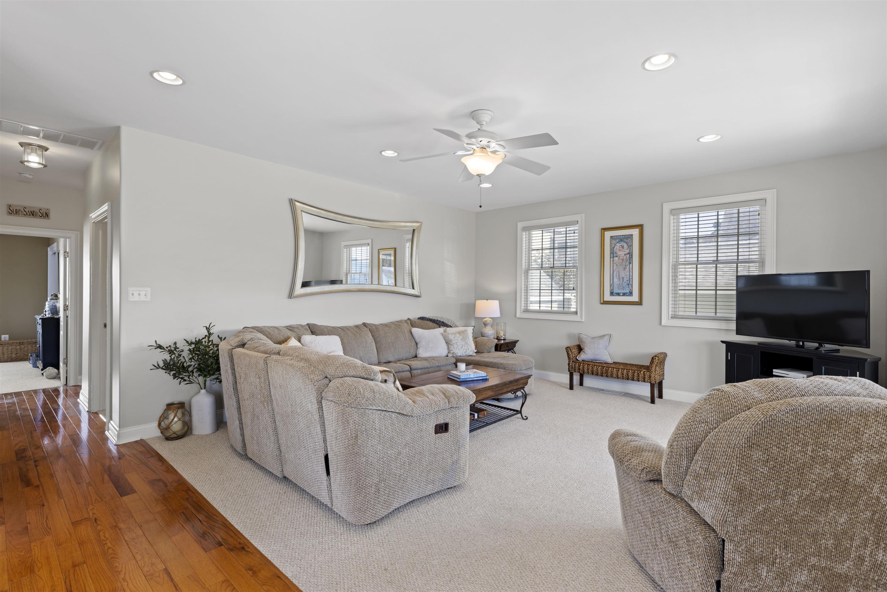 119 E 9th Avenue - Picture 24