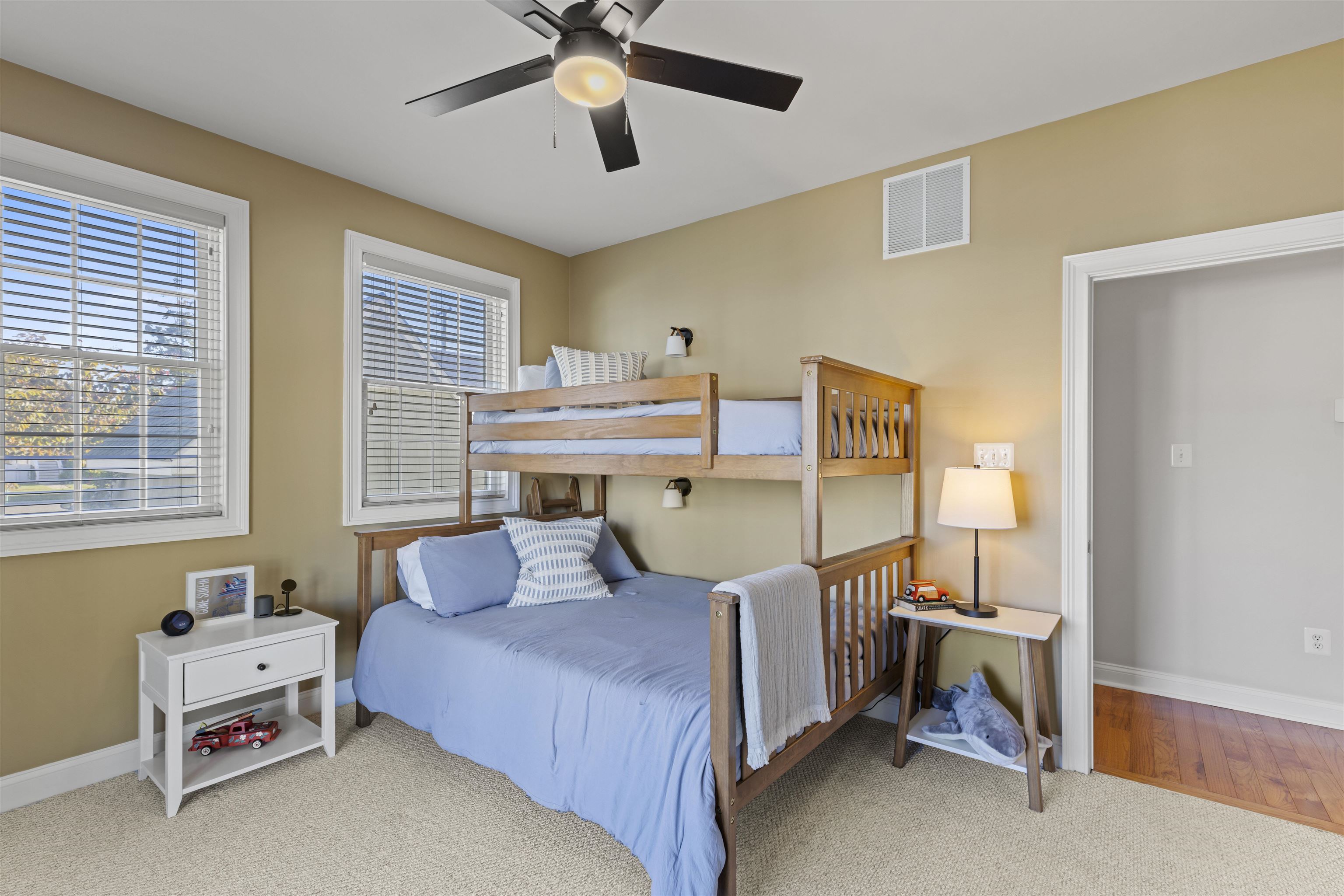 119 E 9th Avenue - Picture 32