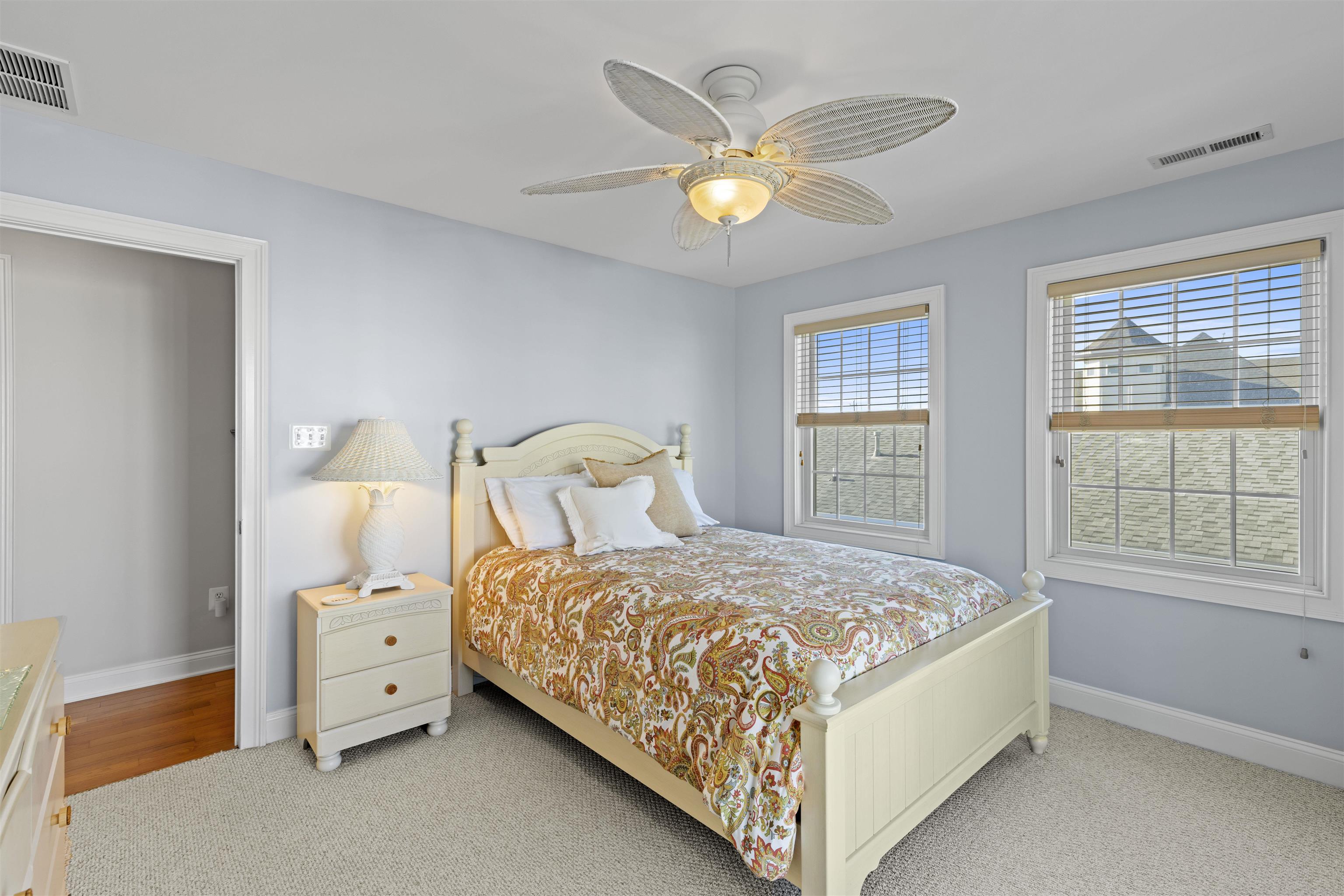 119 E 9th Avenue - Picture 38