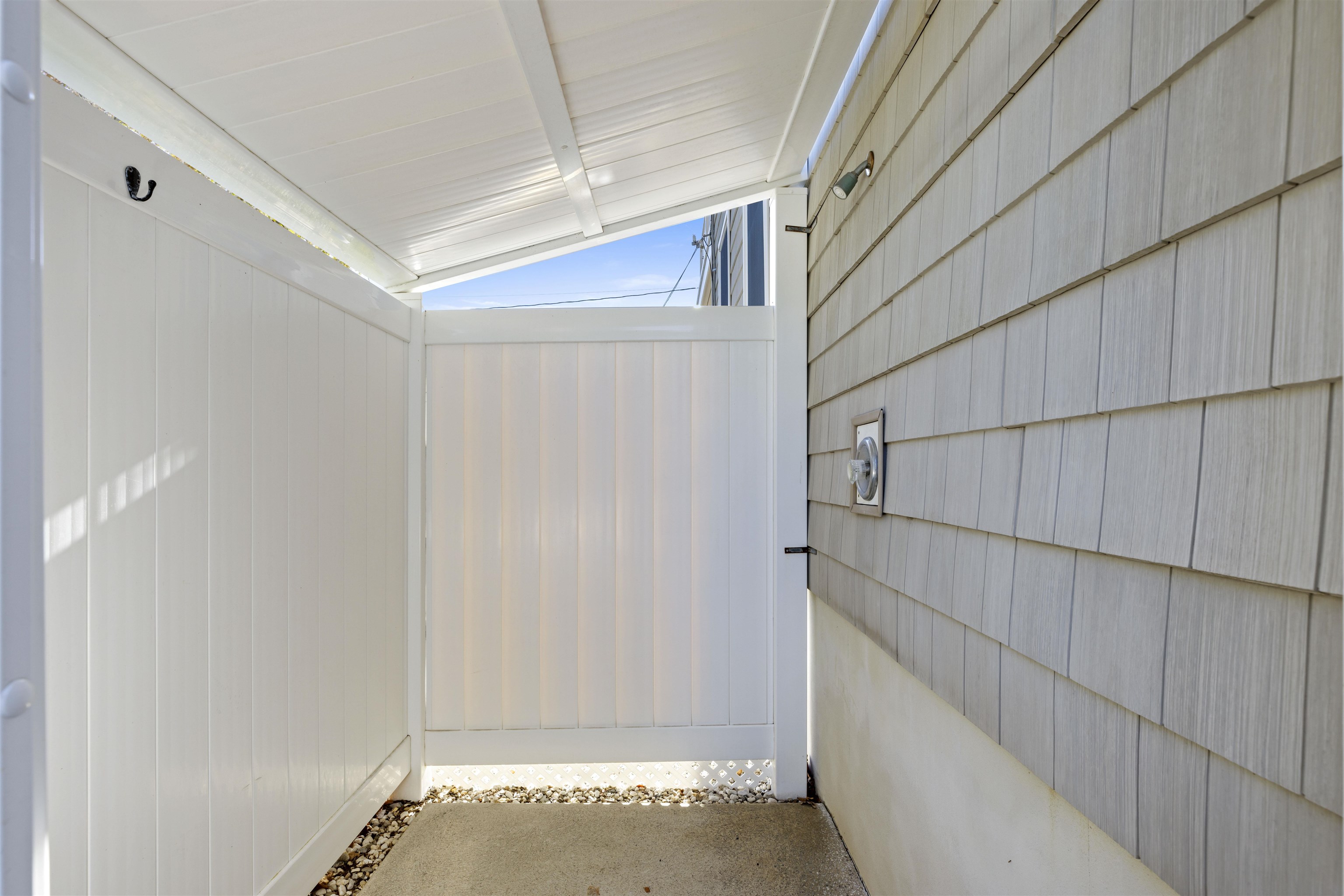 119 E 9th Avenue - Picture 47