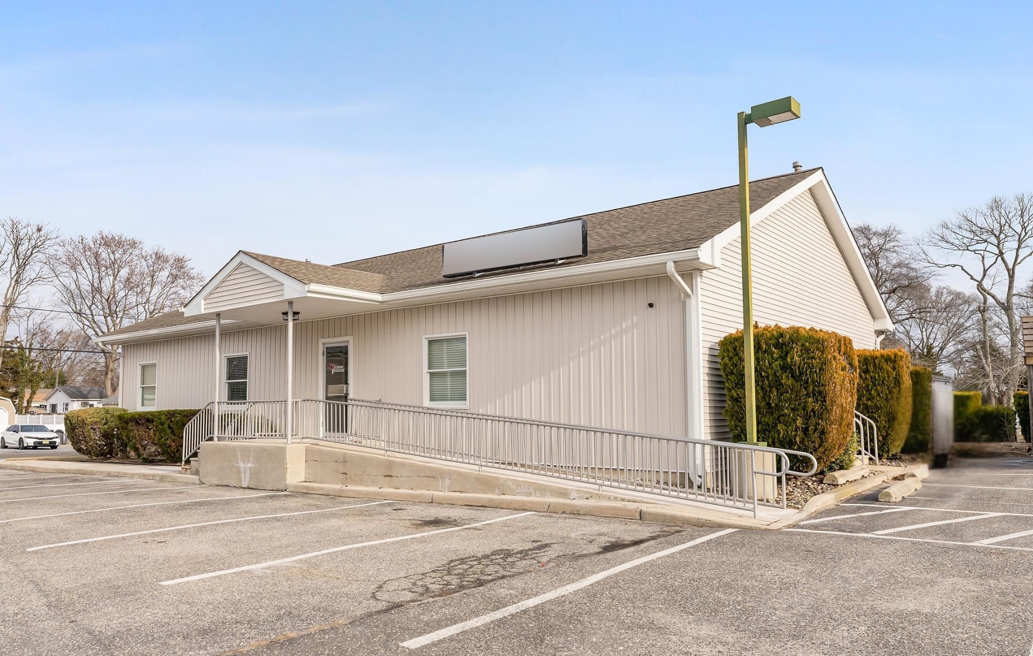 2004 Bayshore Road - Picture 1