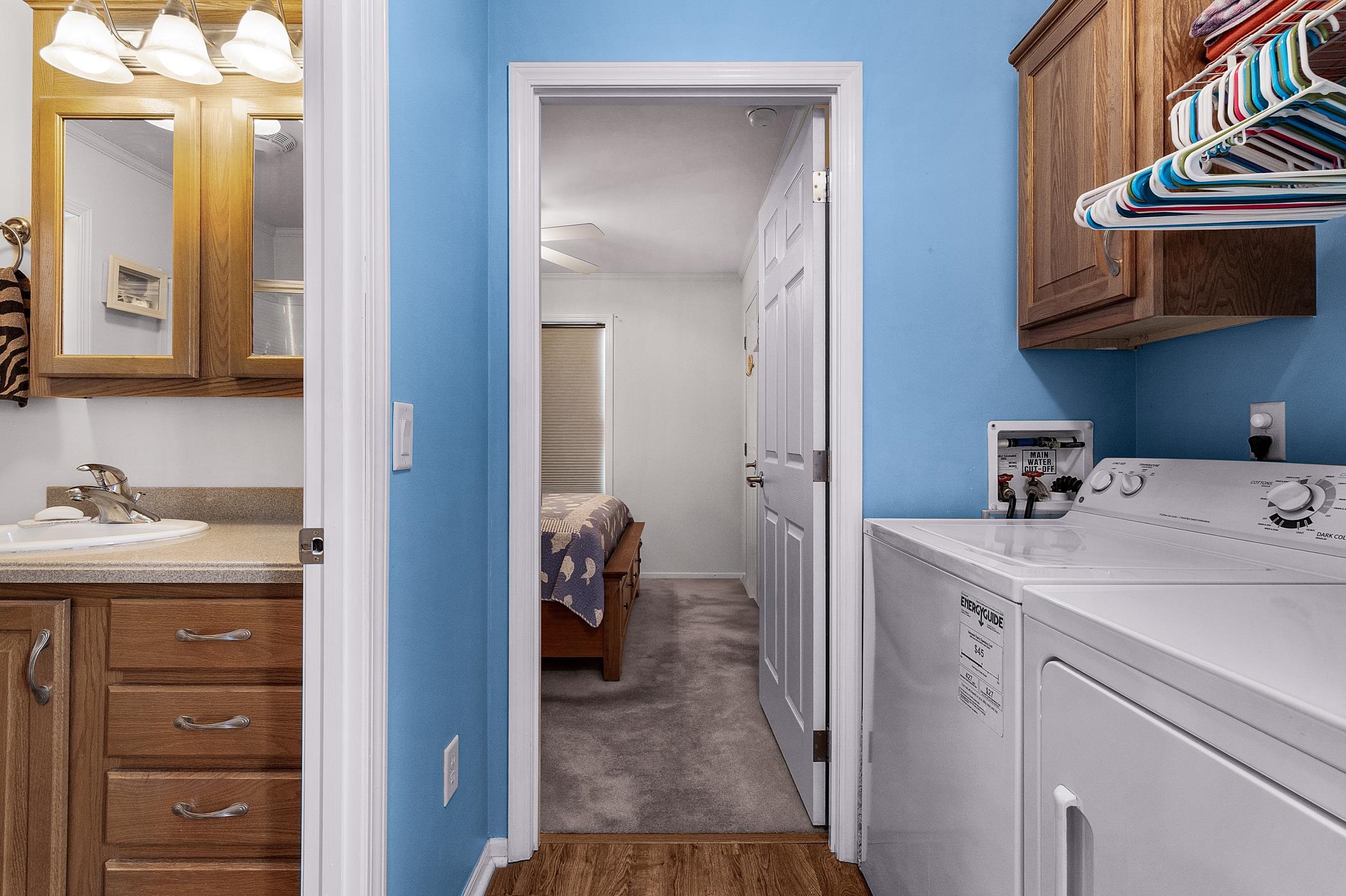 1402 S Route 9 - Picture 5