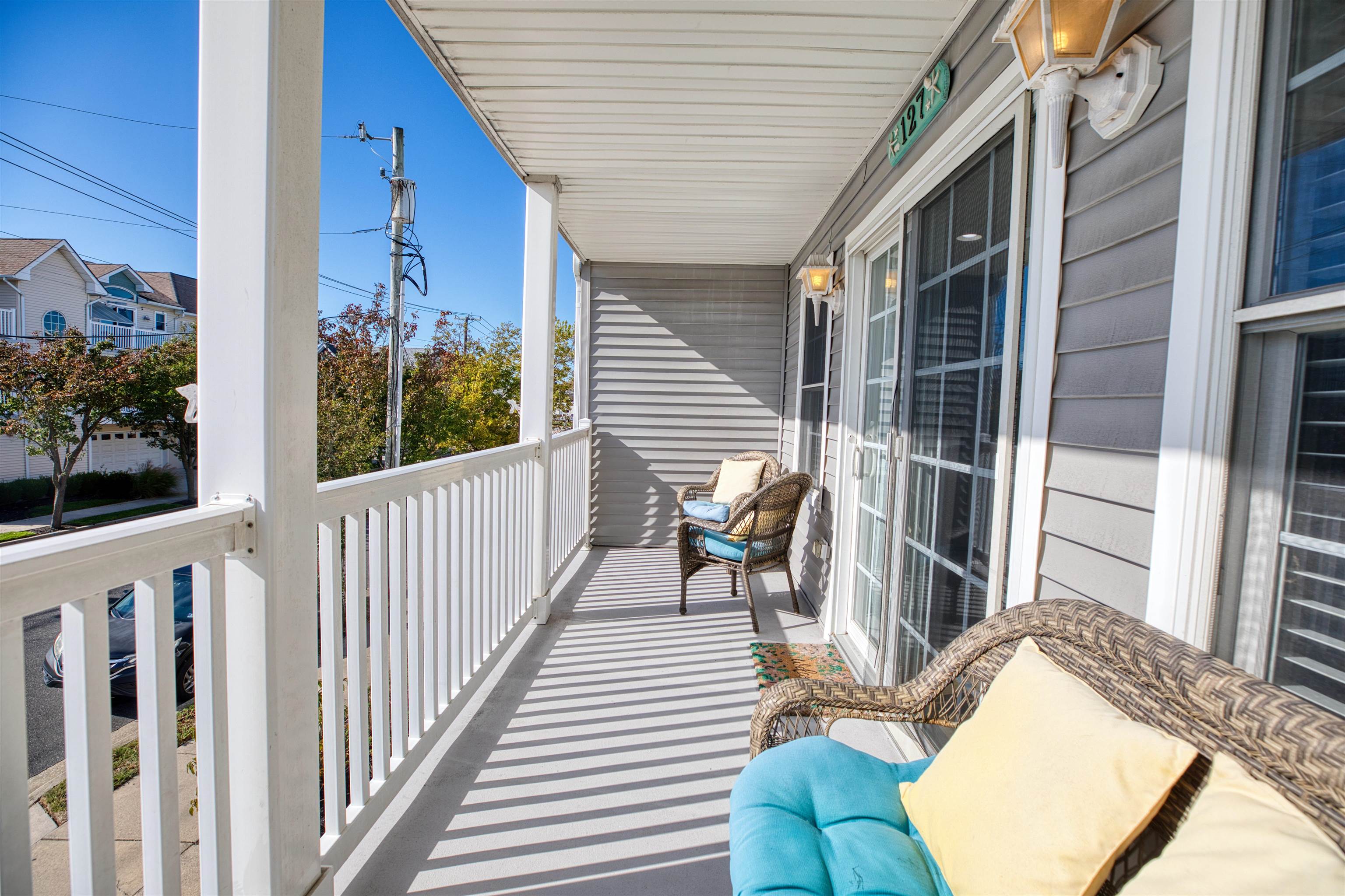 127 E Hand Avenue - Picture 19