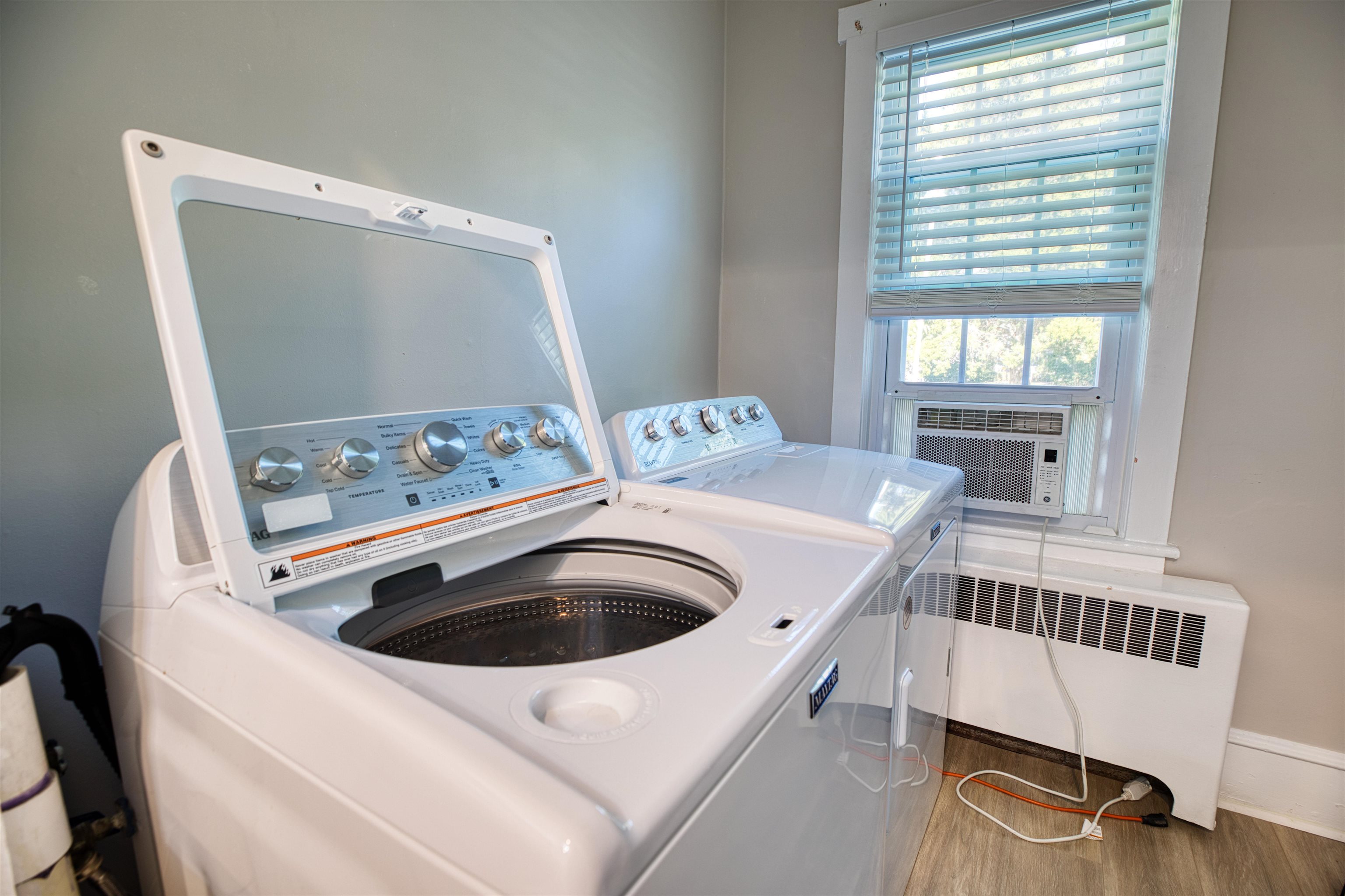 1045-1047 Lafayette Street - Picture 17