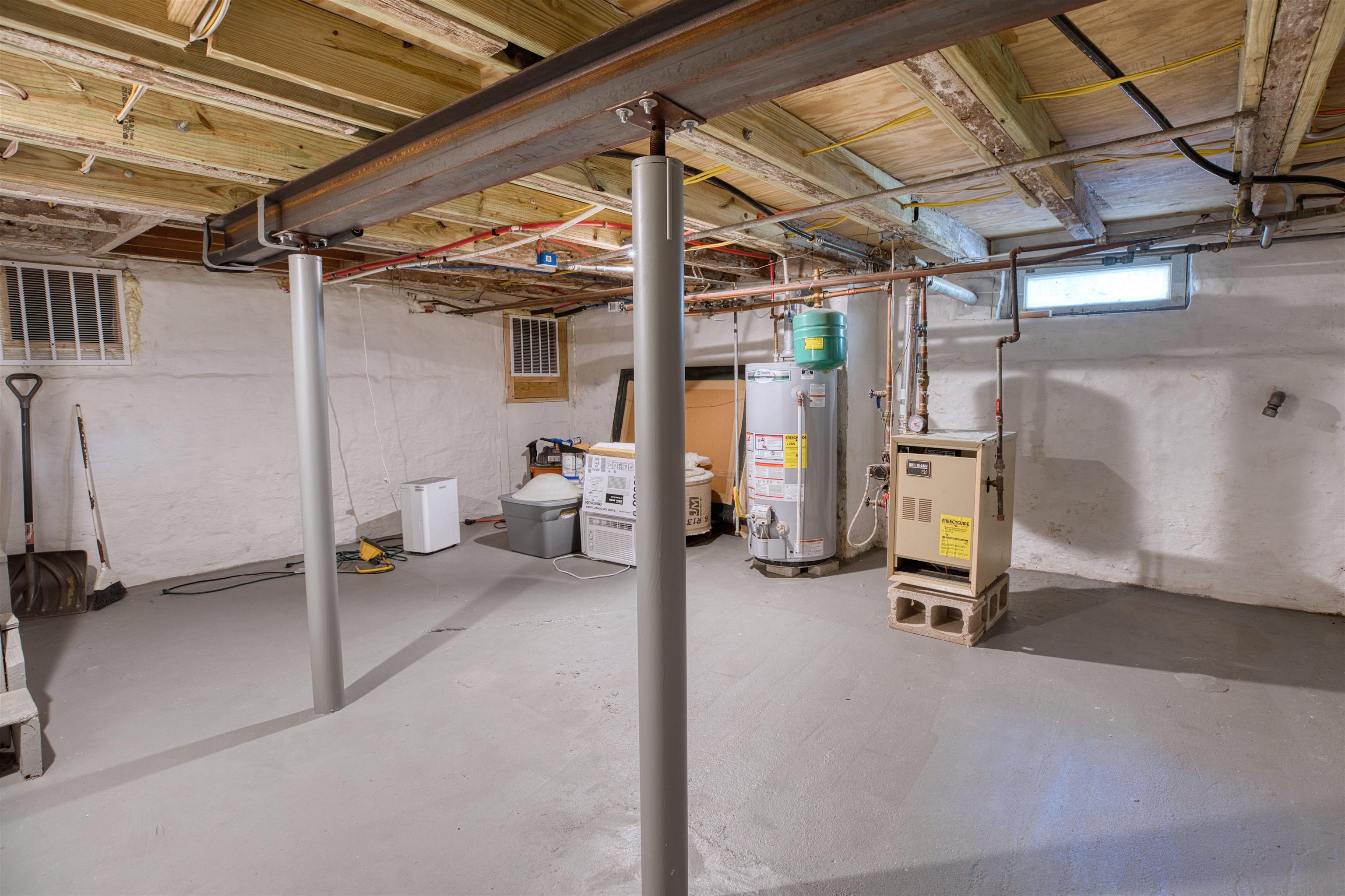 1045-1047 Lafayette Street - Picture 18