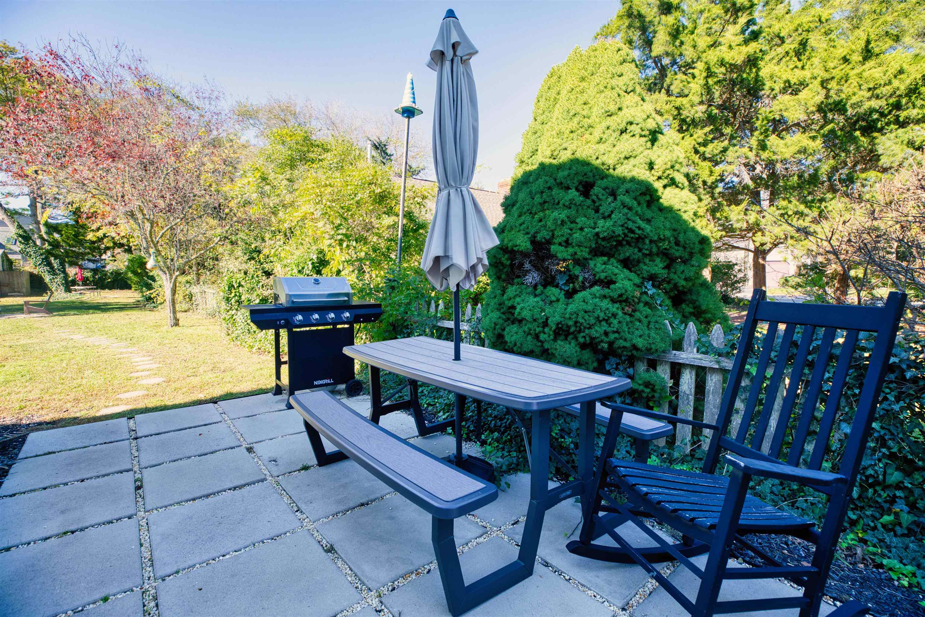 1045-1047 Lafayette Street - Picture 20