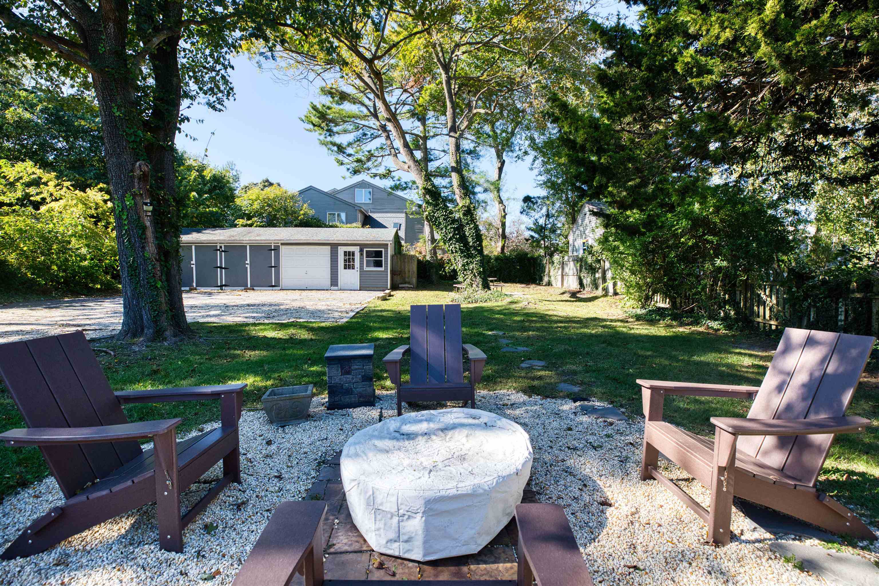 1045-1047 Lafayette Street - Picture 23