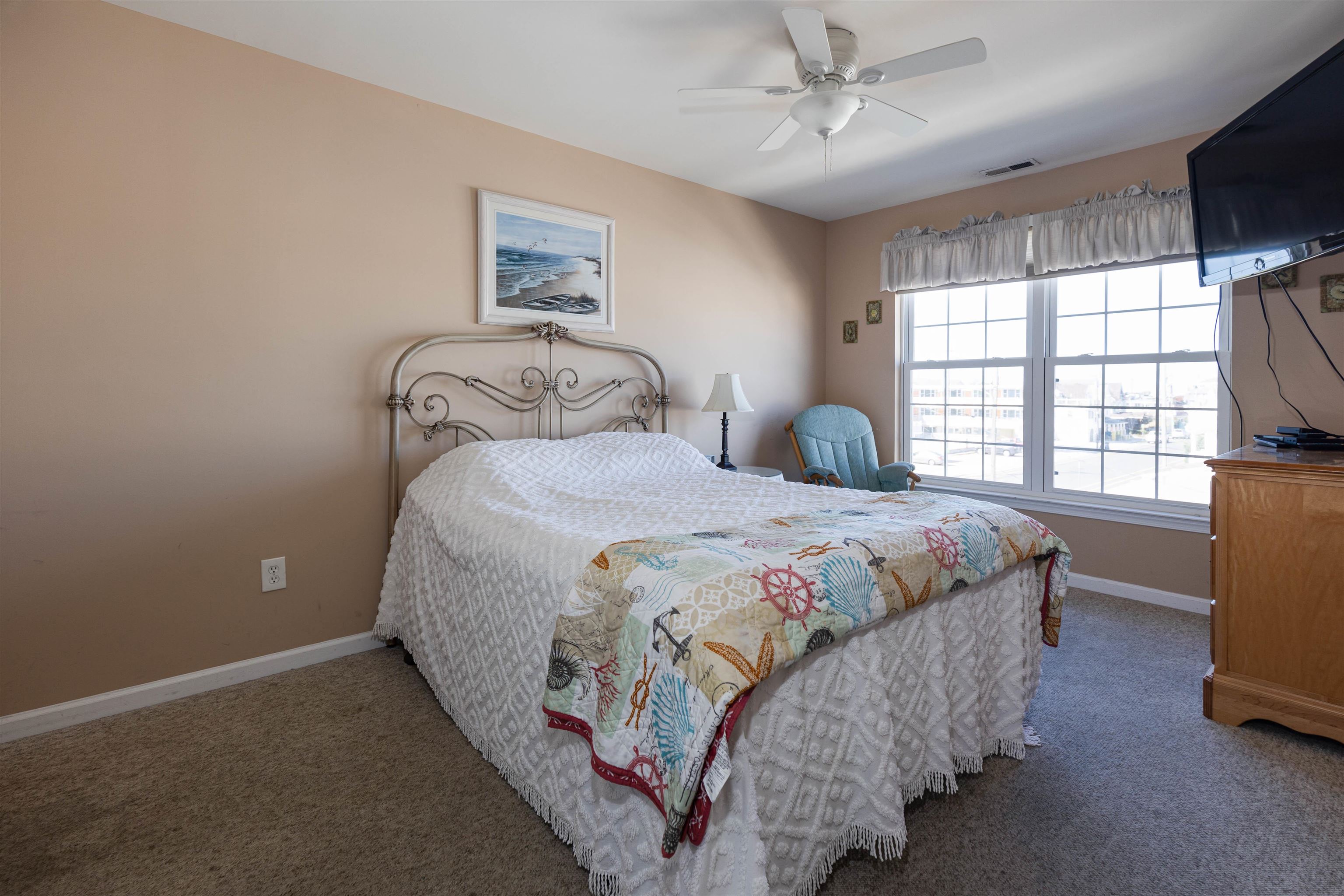 4716 Atlantic Avenue - Picture 13