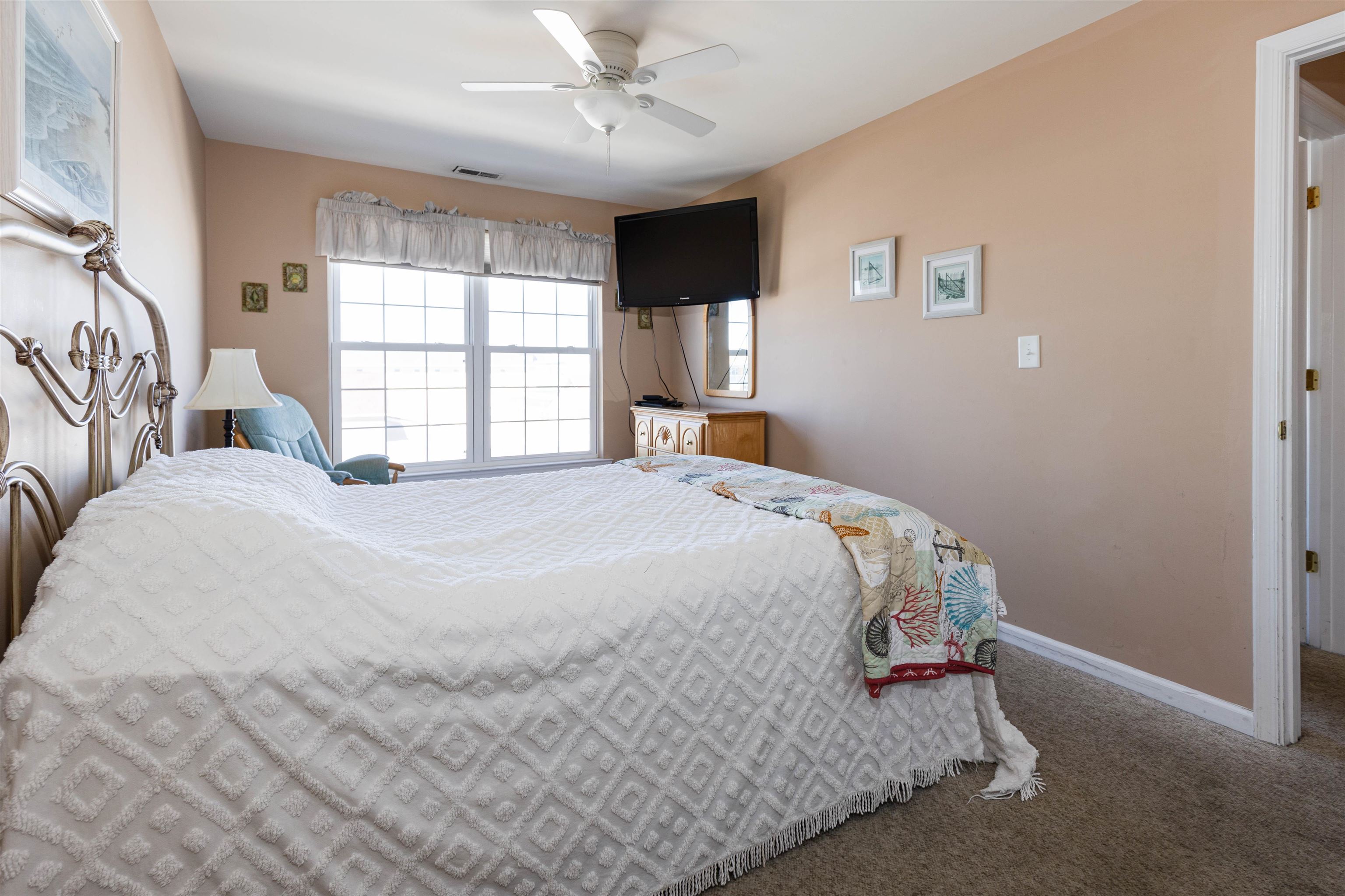 4716 Atlantic Avenue - Picture 14