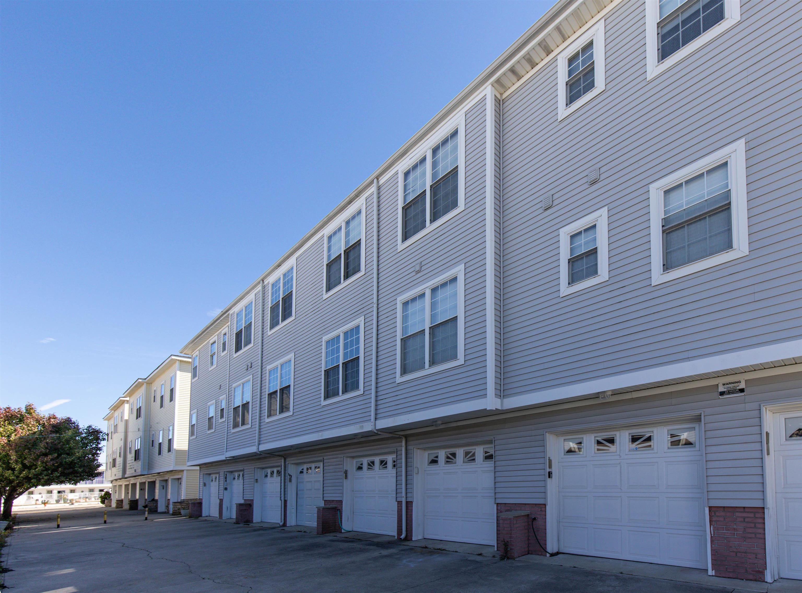 4716 Atlantic Avenue - Picture 30