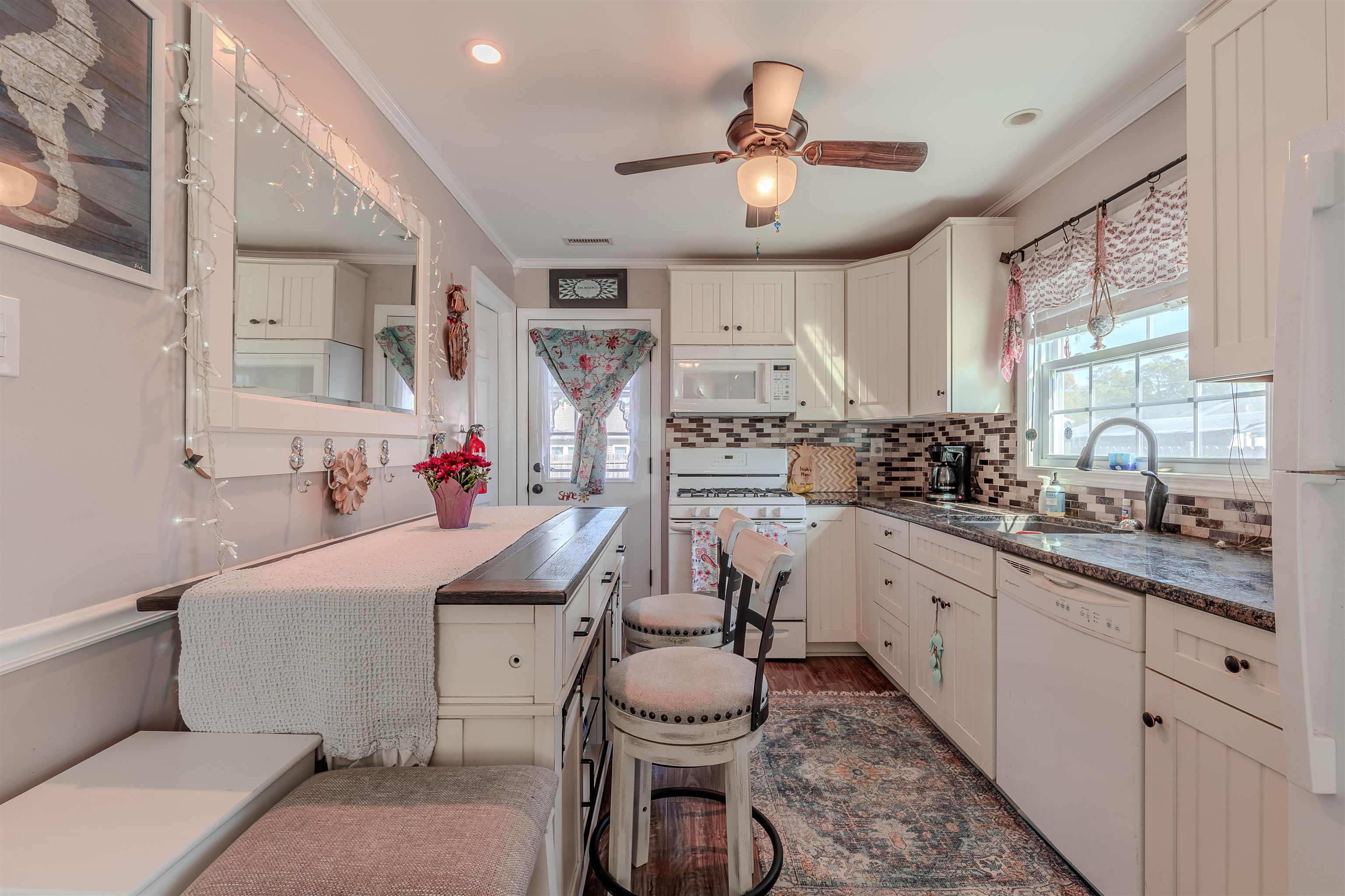 143 Arbor Road - Picture 3