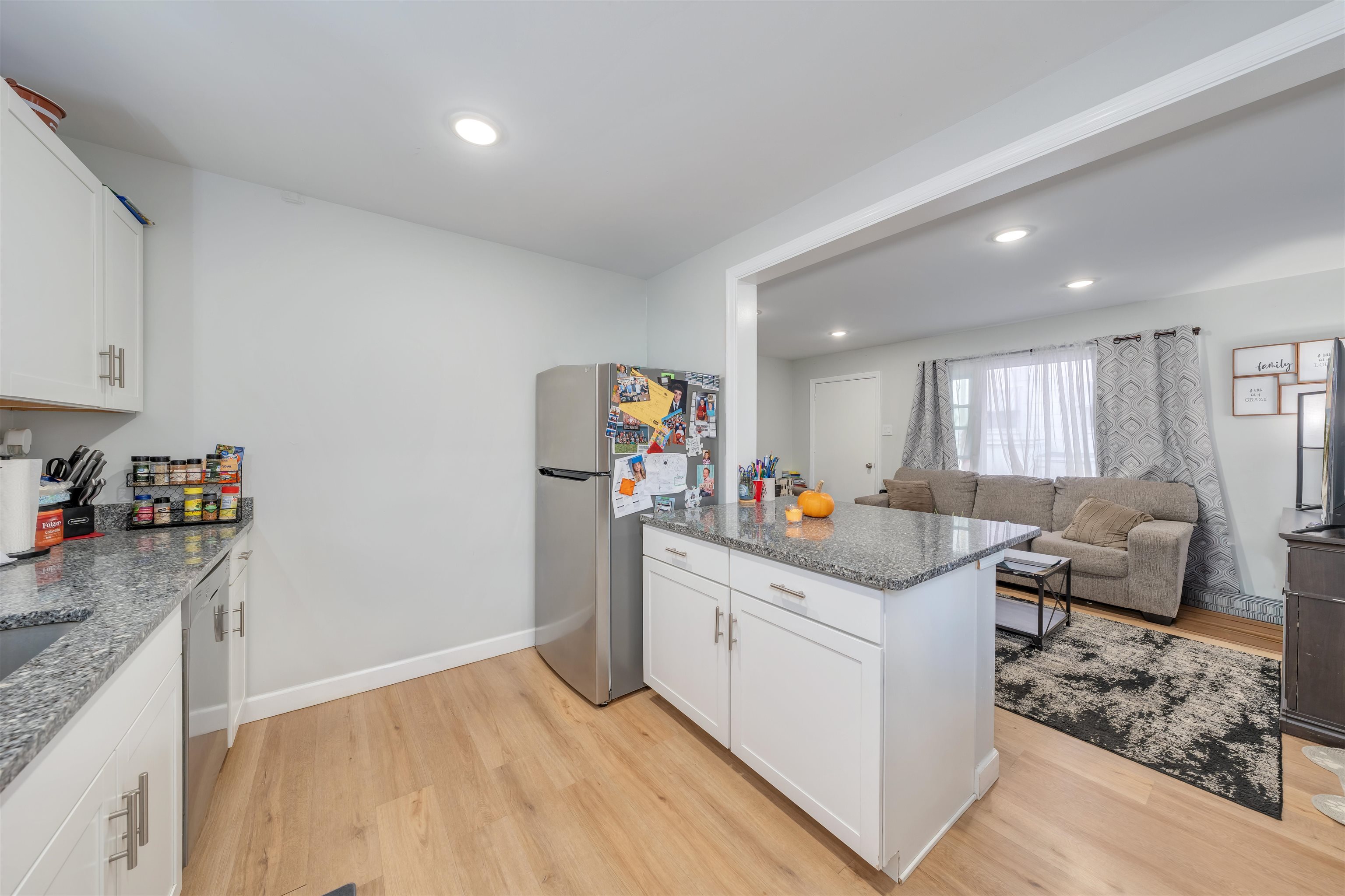 304 E Rio Grande Avenue - Picture 10