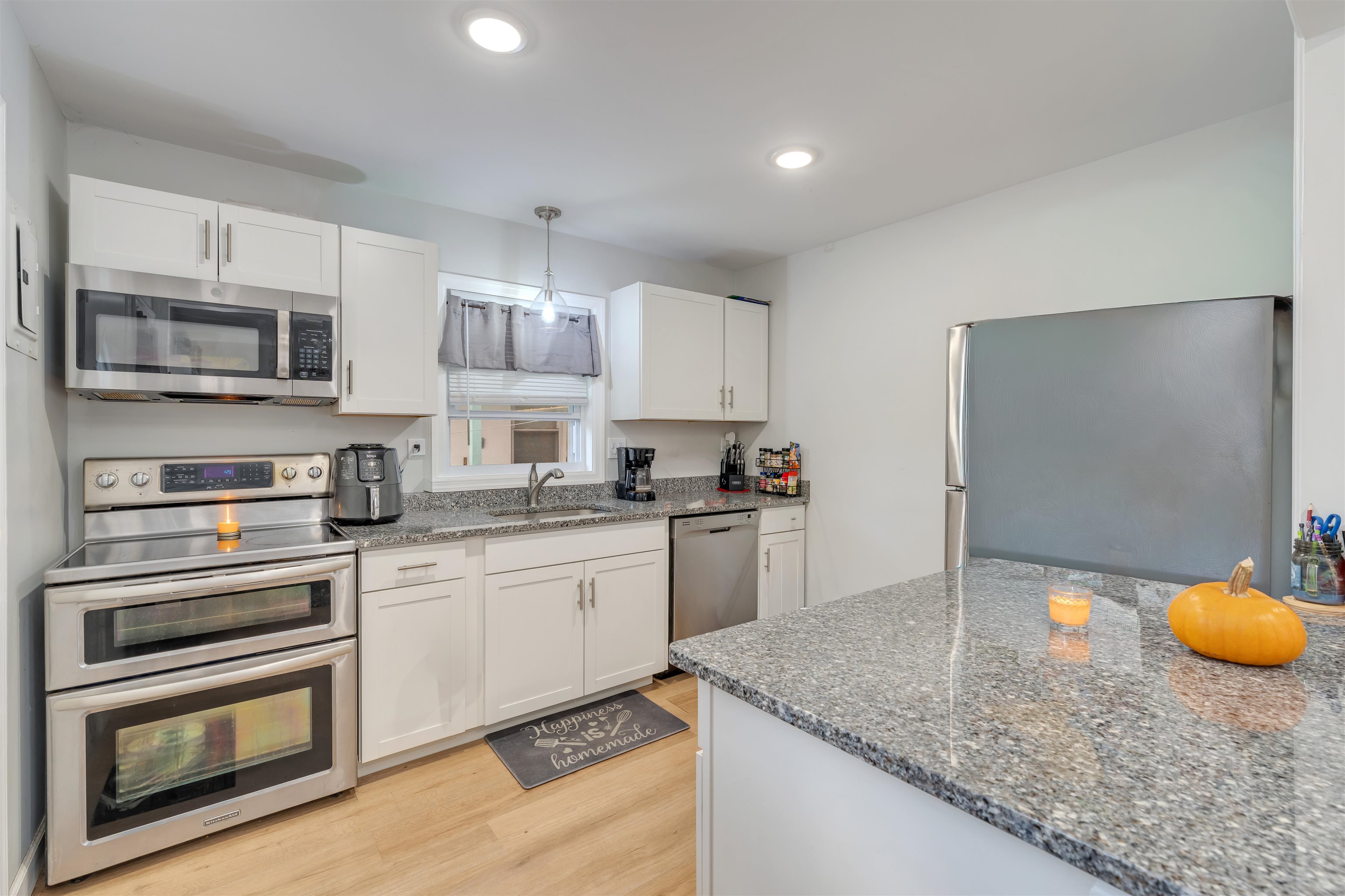 304 E Rio Grande Avenue - Picture 8