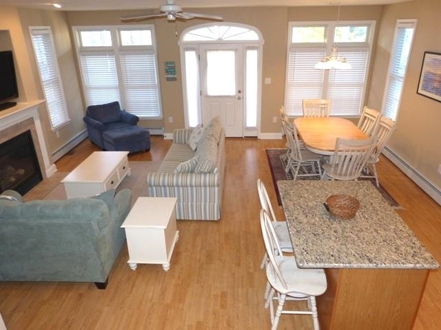 1523 Asbury Avenue - Picture 6