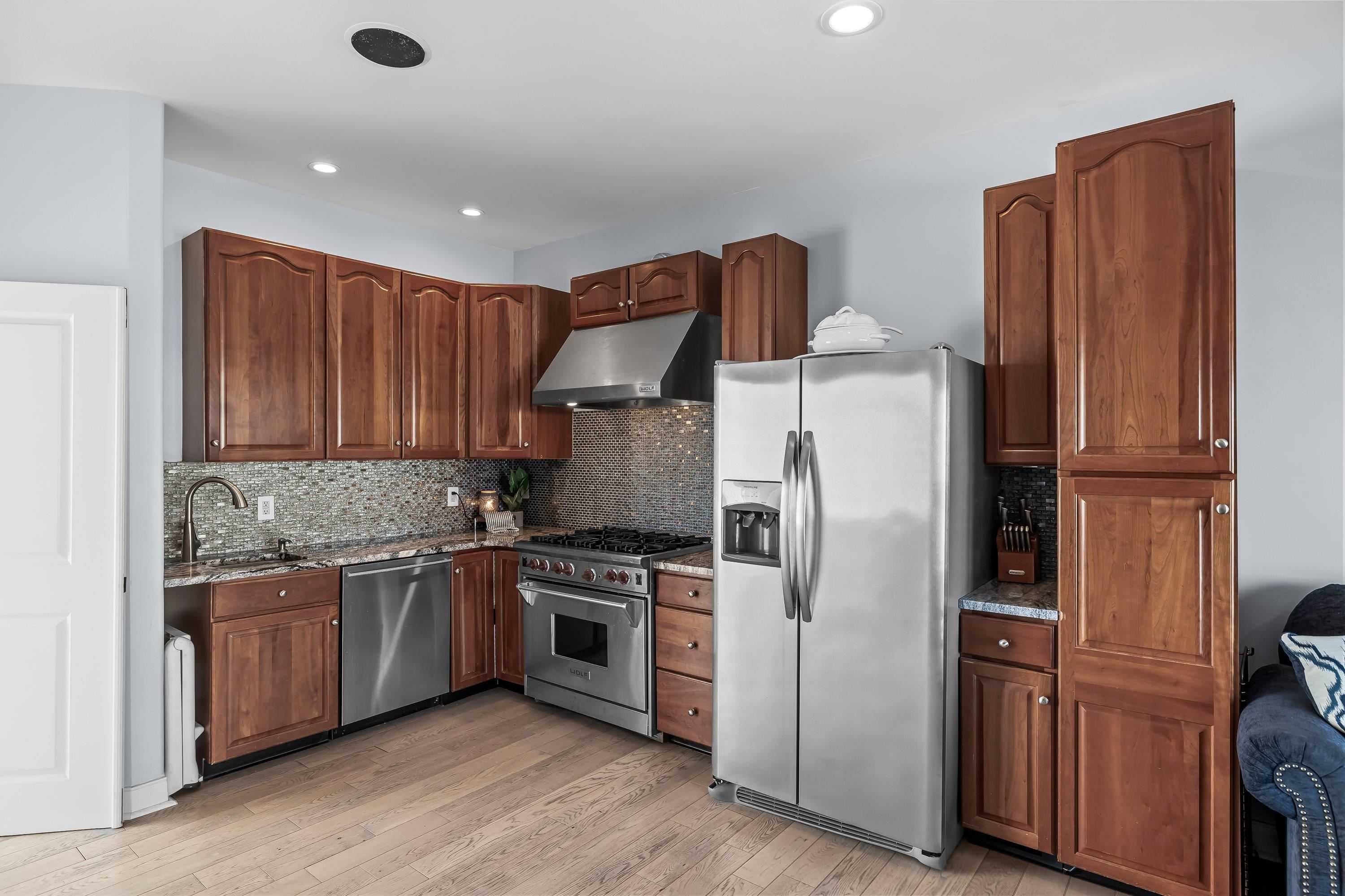 420 W 17th Avenue - Picture 16