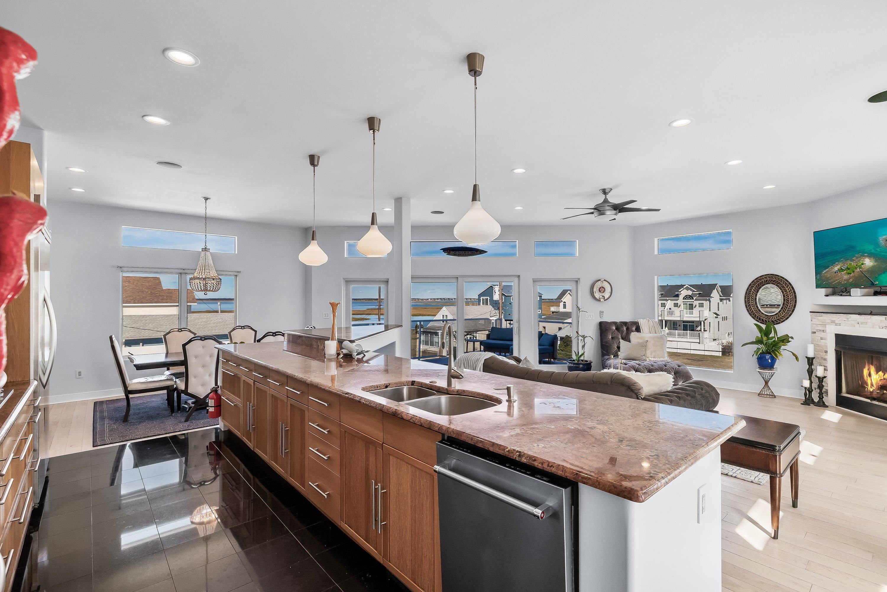 420 W 17th Avenue - Picture 29