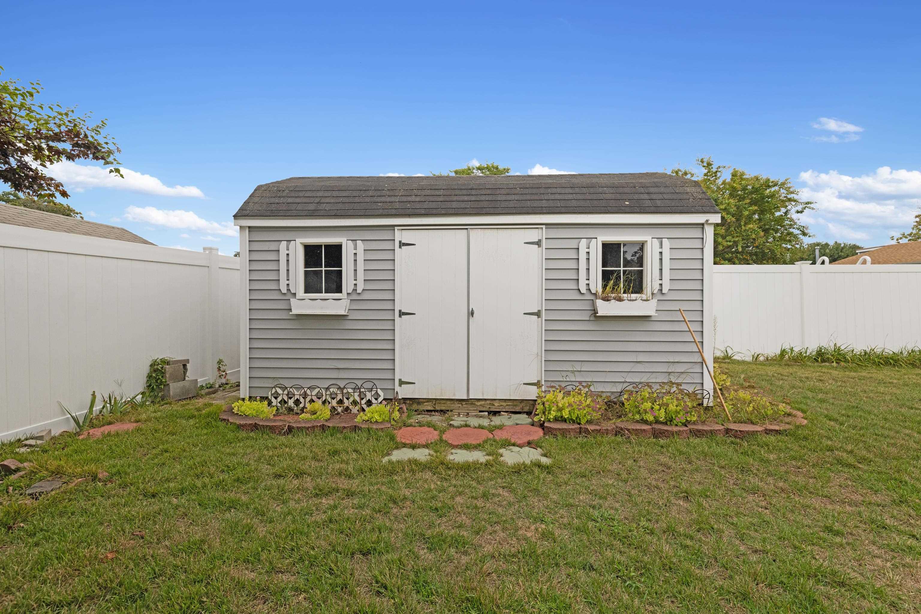 86 Beachhurst Drive - Picture 8