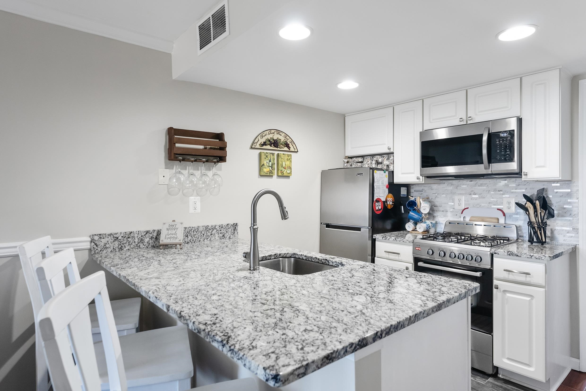 1800 Ocean Avenue - Picture 10