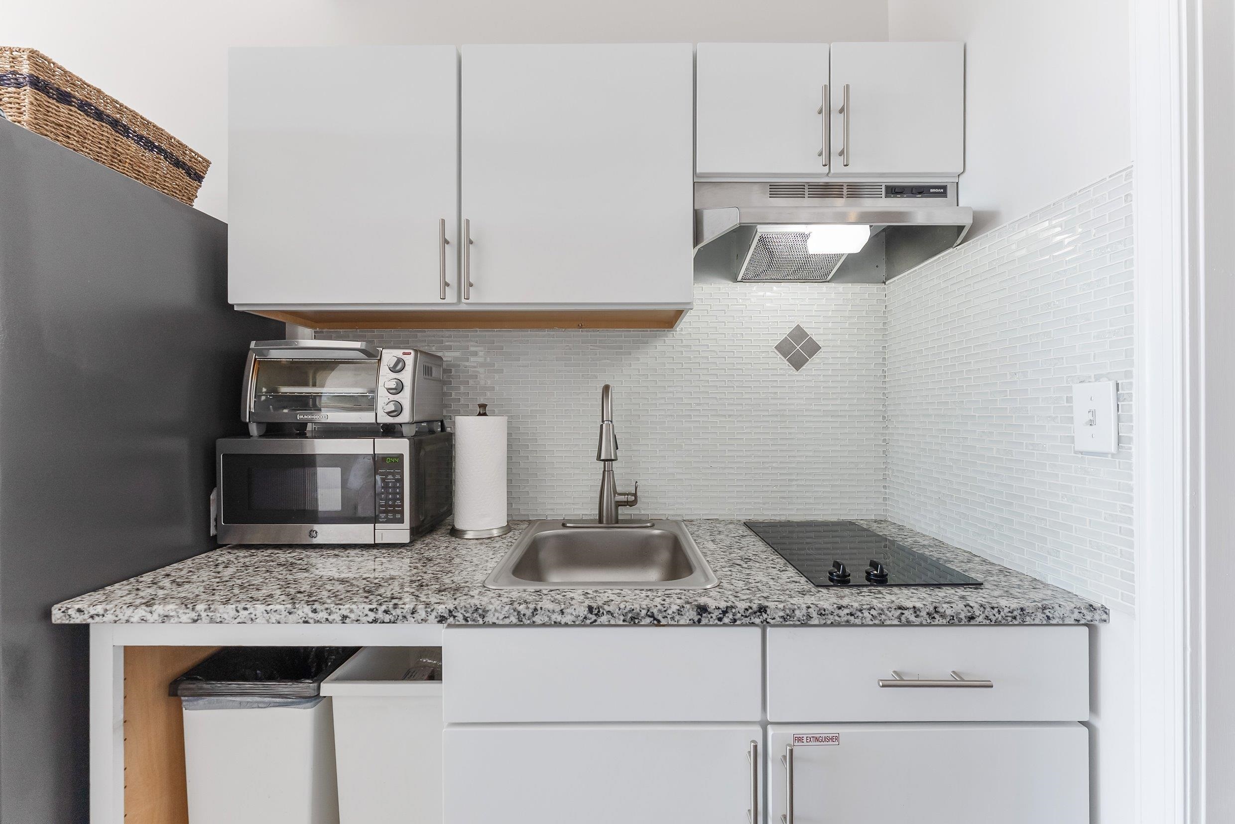 422 E Farragut Road - Picture 17