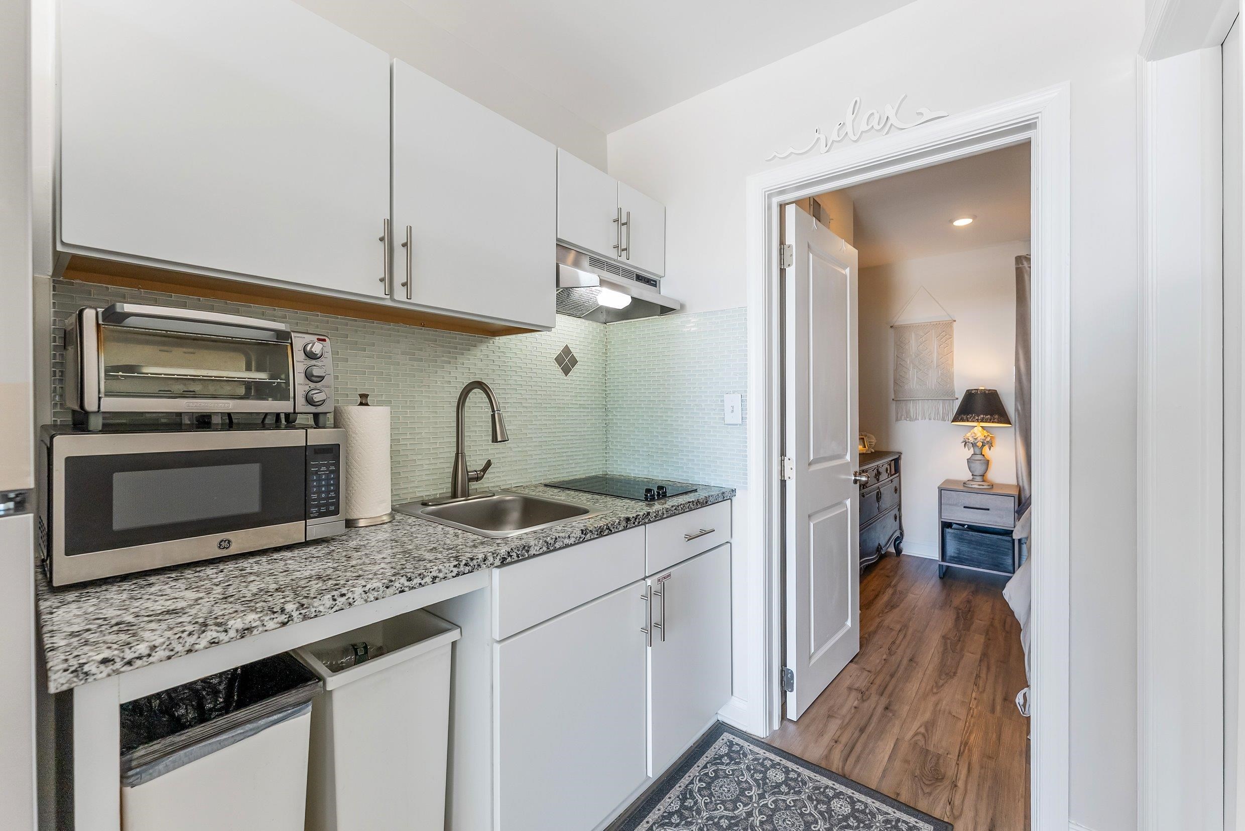 422 E Farragut Road - Picture 18