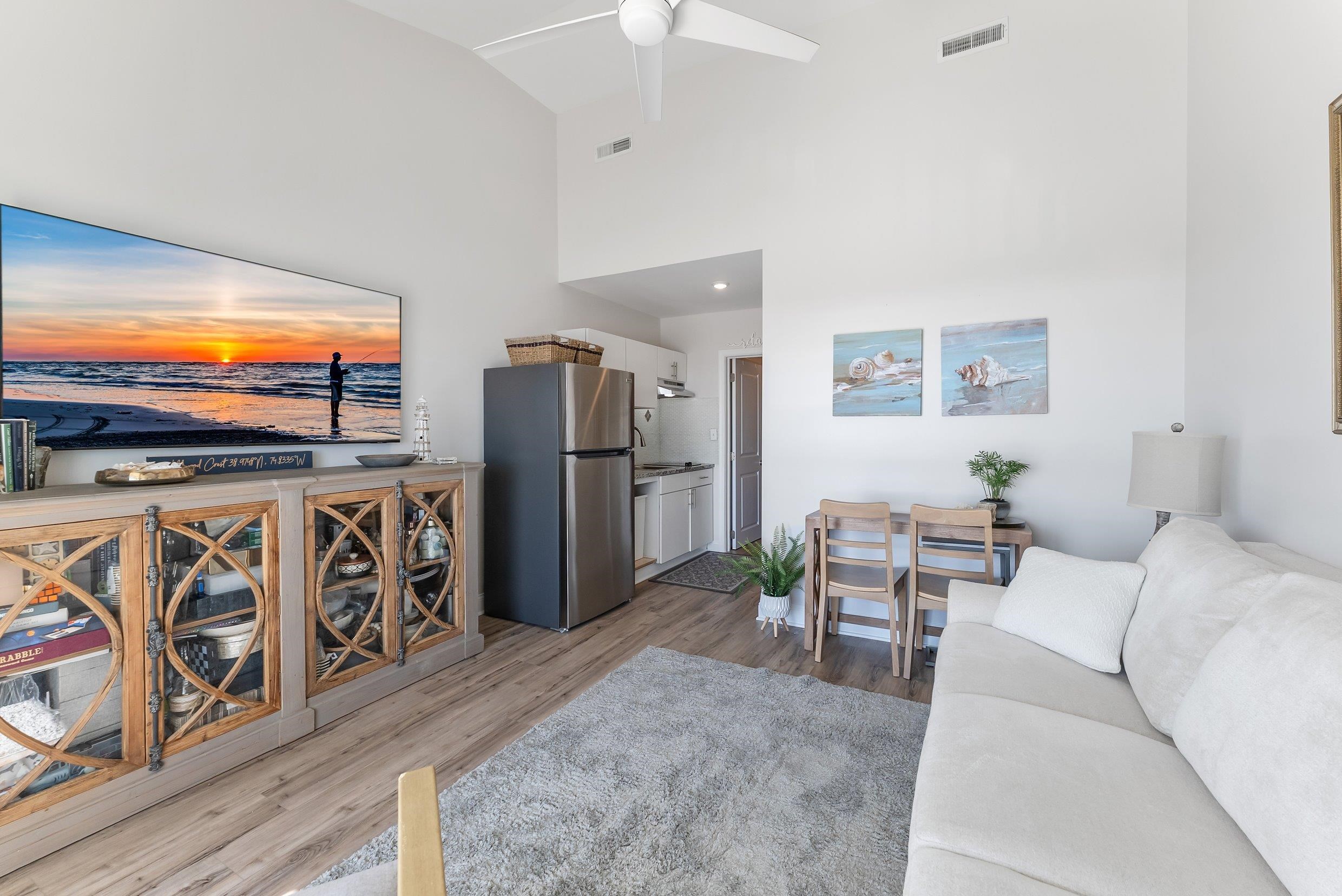 422 E Farragut Road - Picture 28