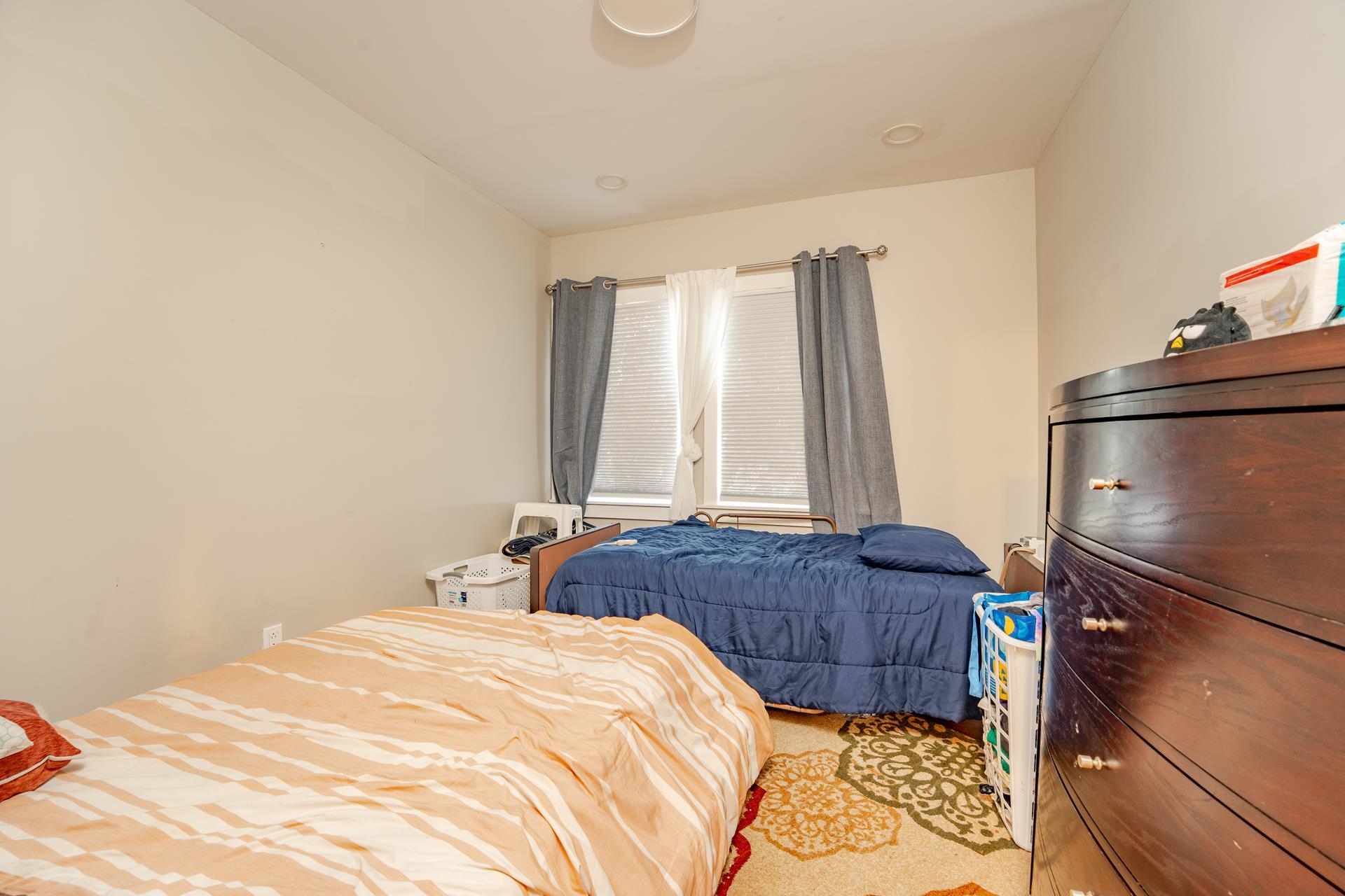 220 E 21st Avenue - Picture 28