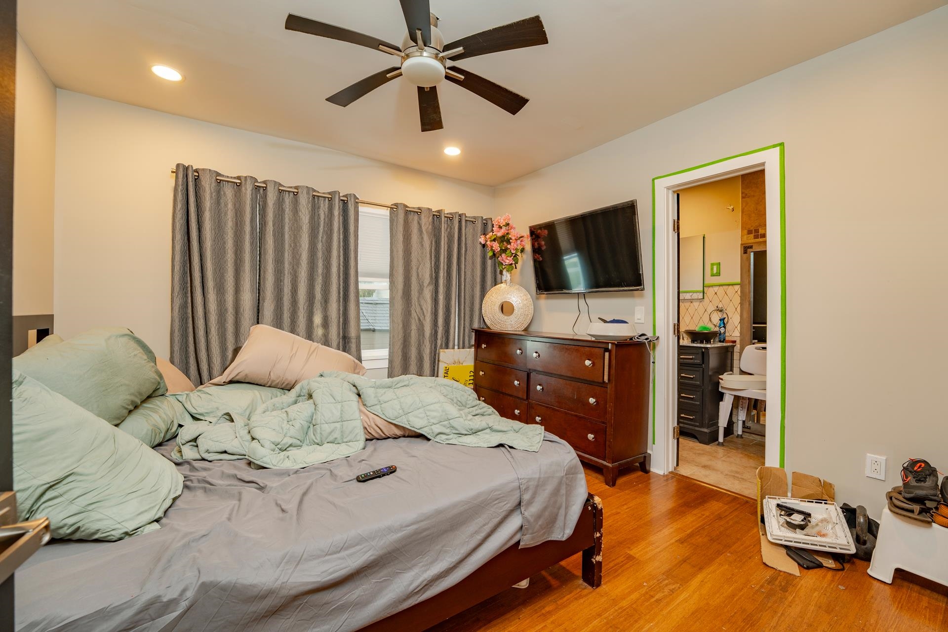 220 E 21st Avenue - Picture 31