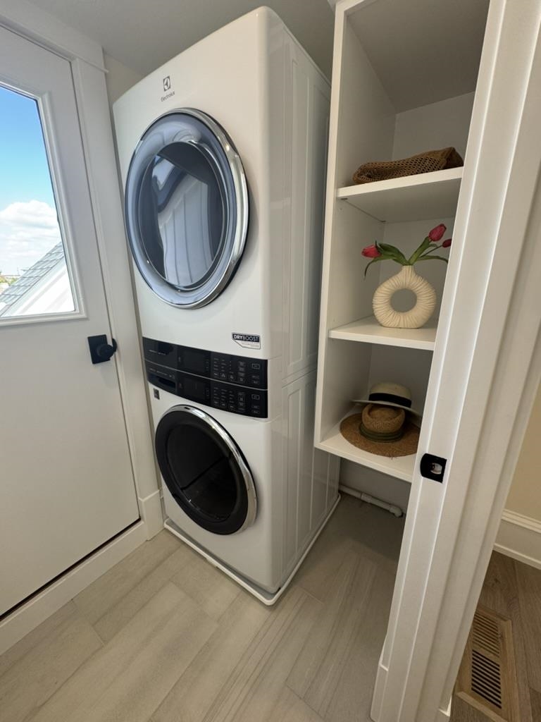 281 7th Street - Picture 36