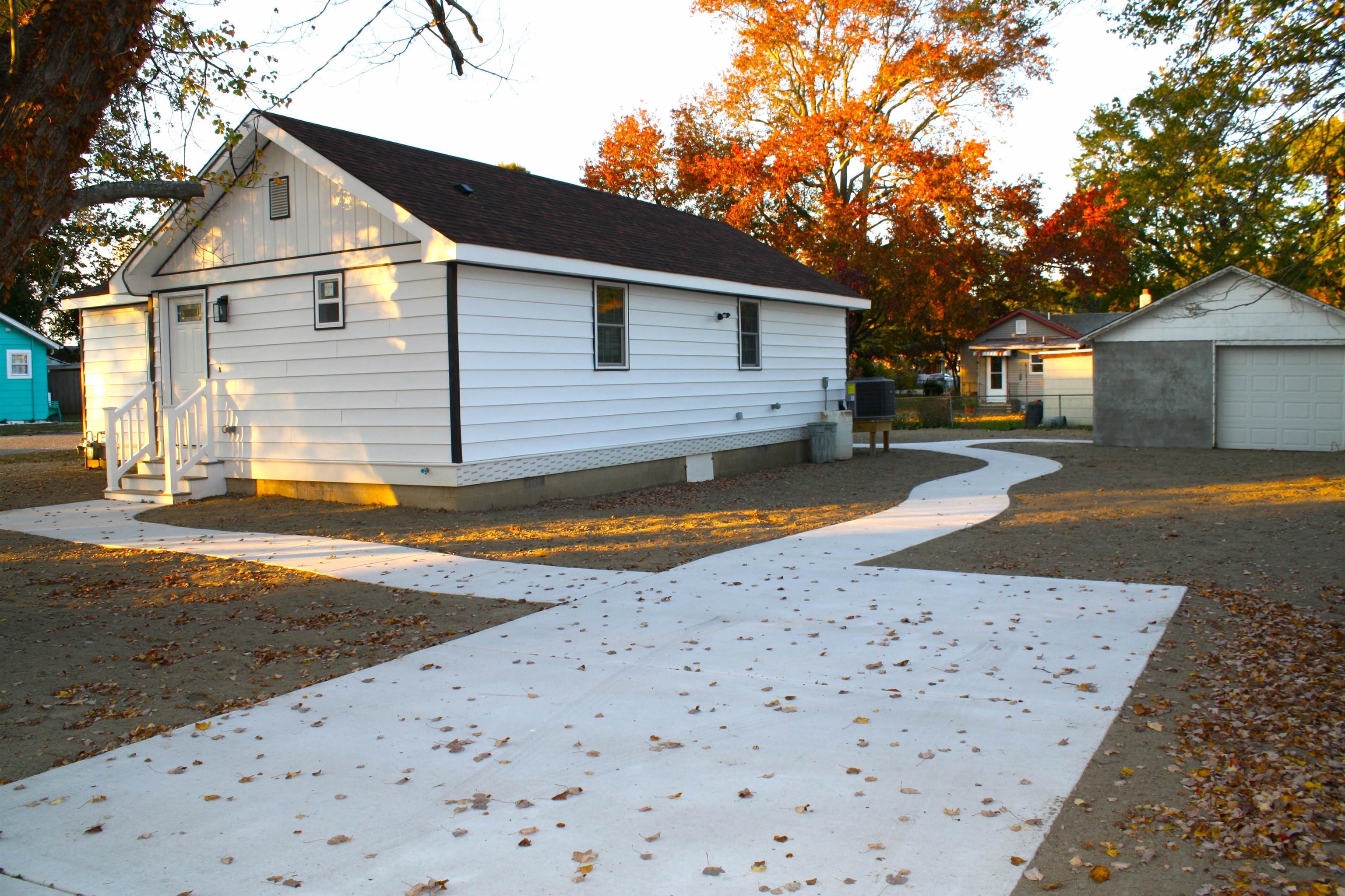 203 E Jacksonville Avenue - Picture 12