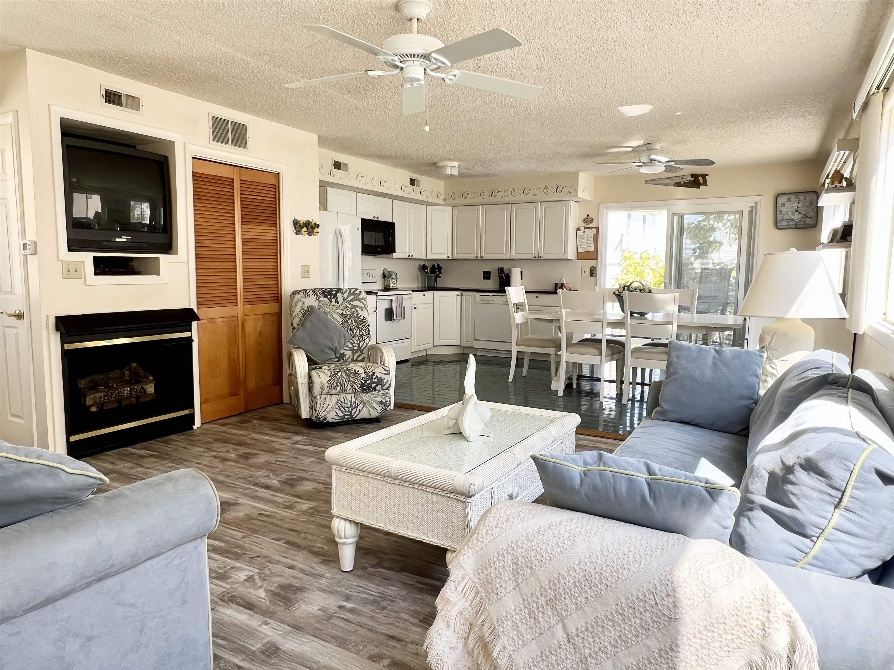 127 N 87th Street - Picture 12