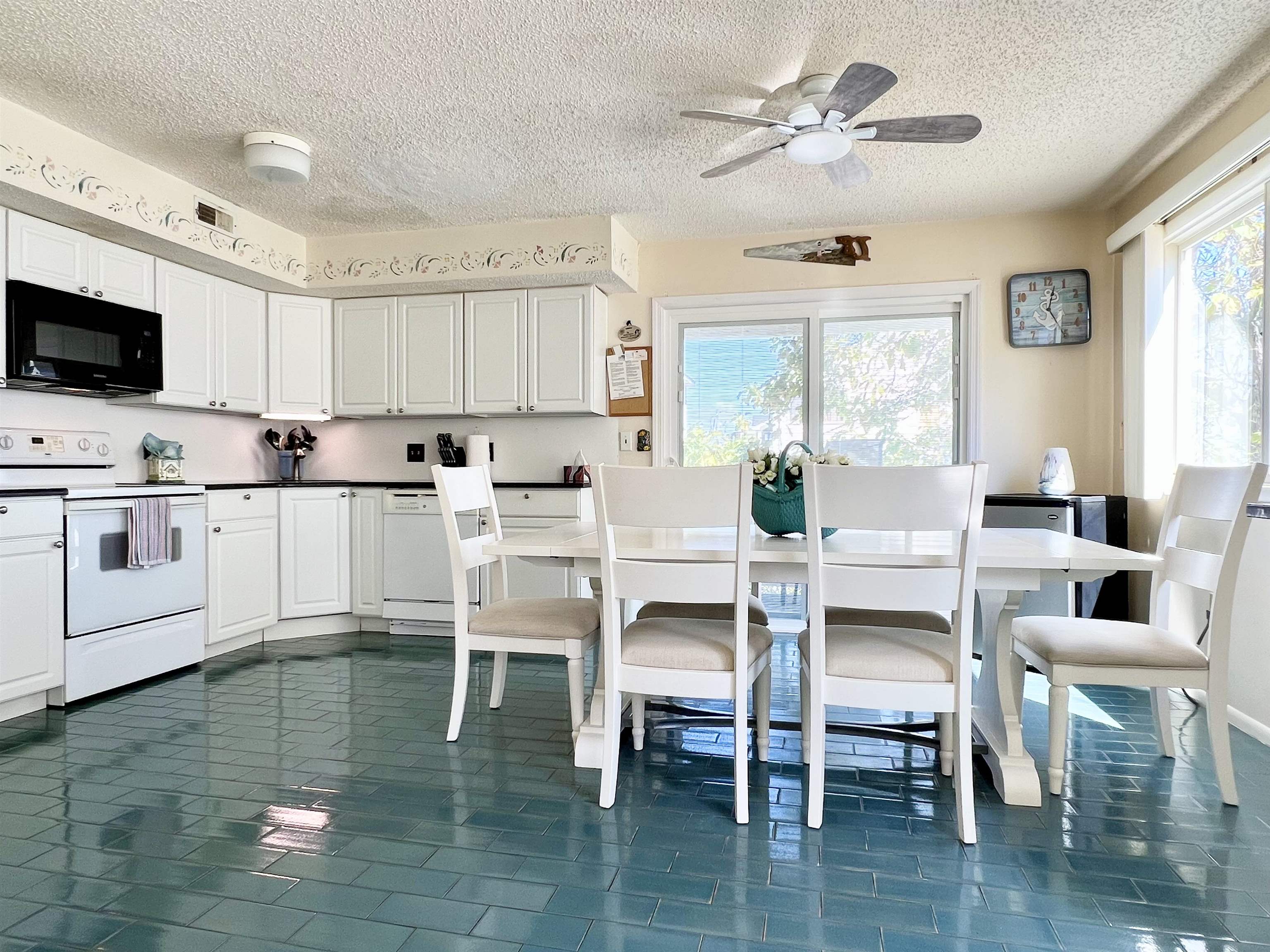 127 N 87th Street - Picture 5