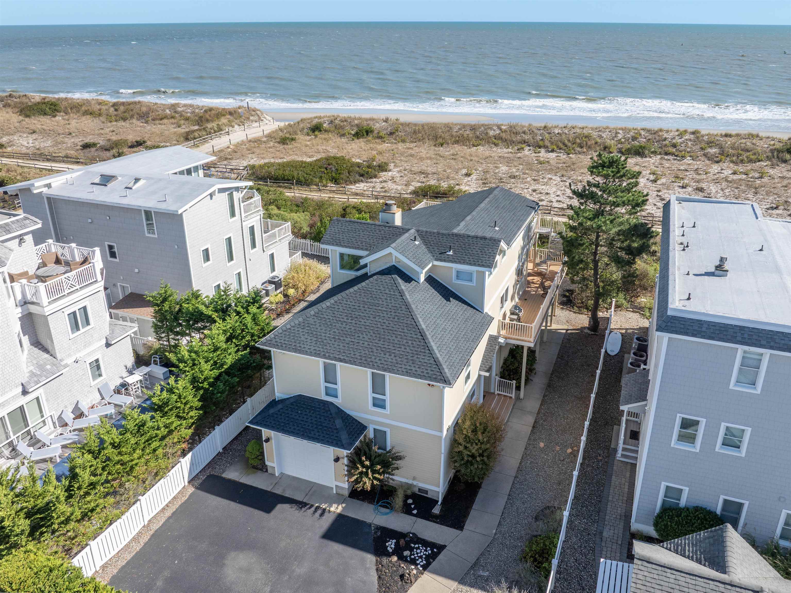 83 E 13th Street - Picture 2