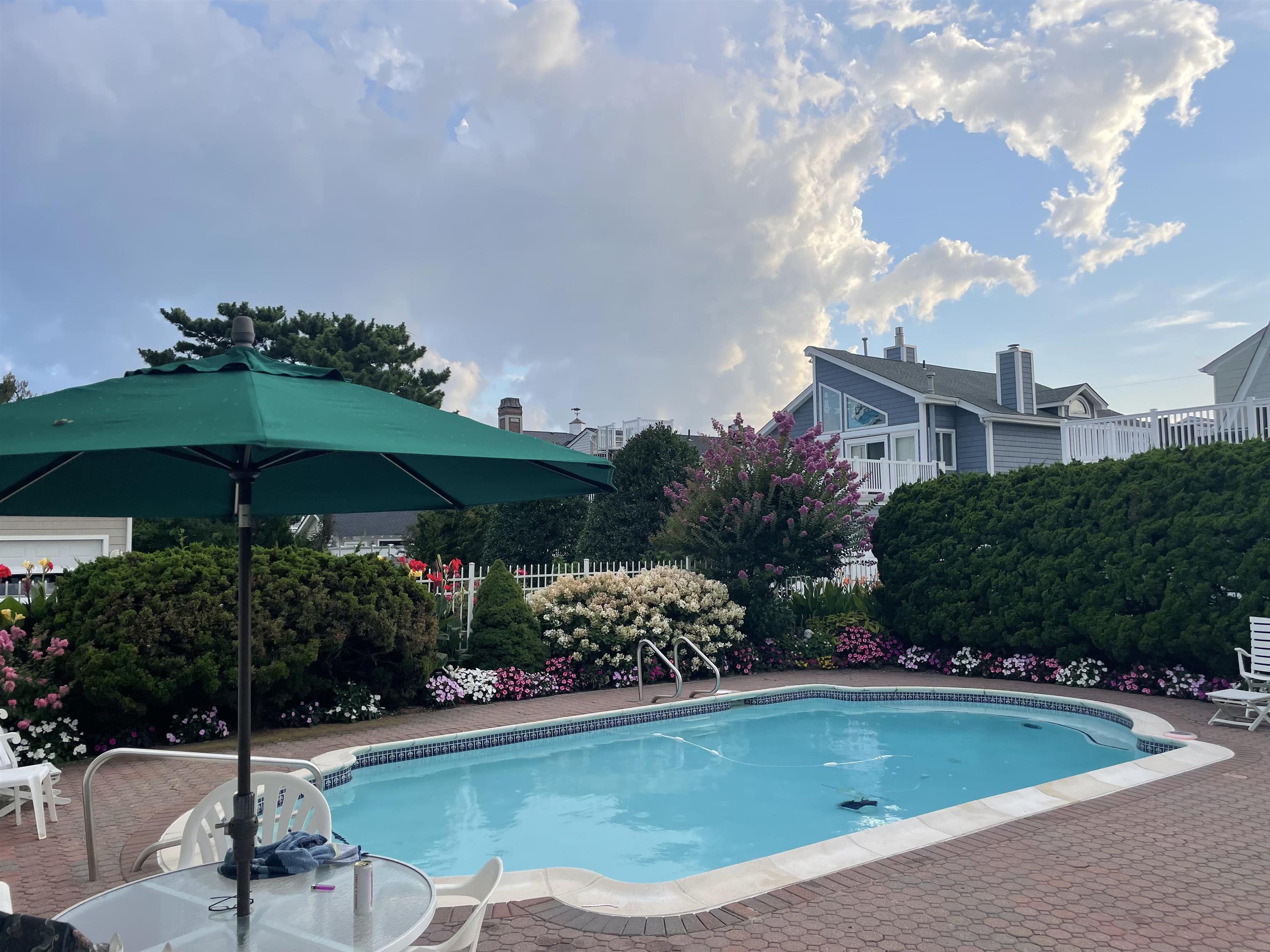 268 E Atlantic Boulevard