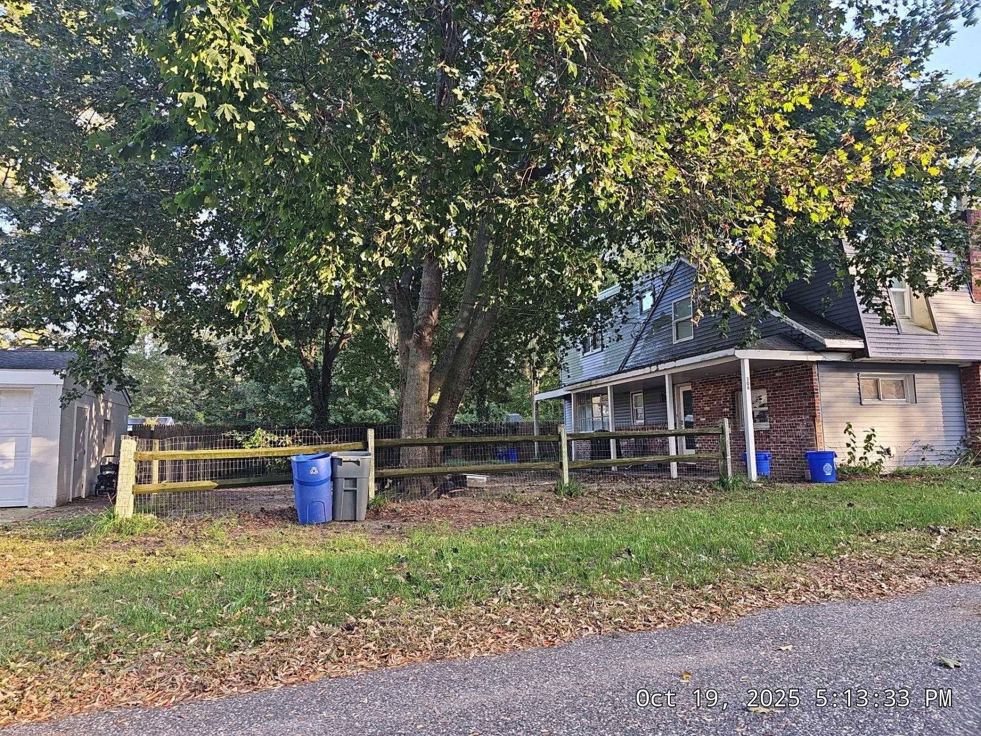 306 3rd Street - Picture 1