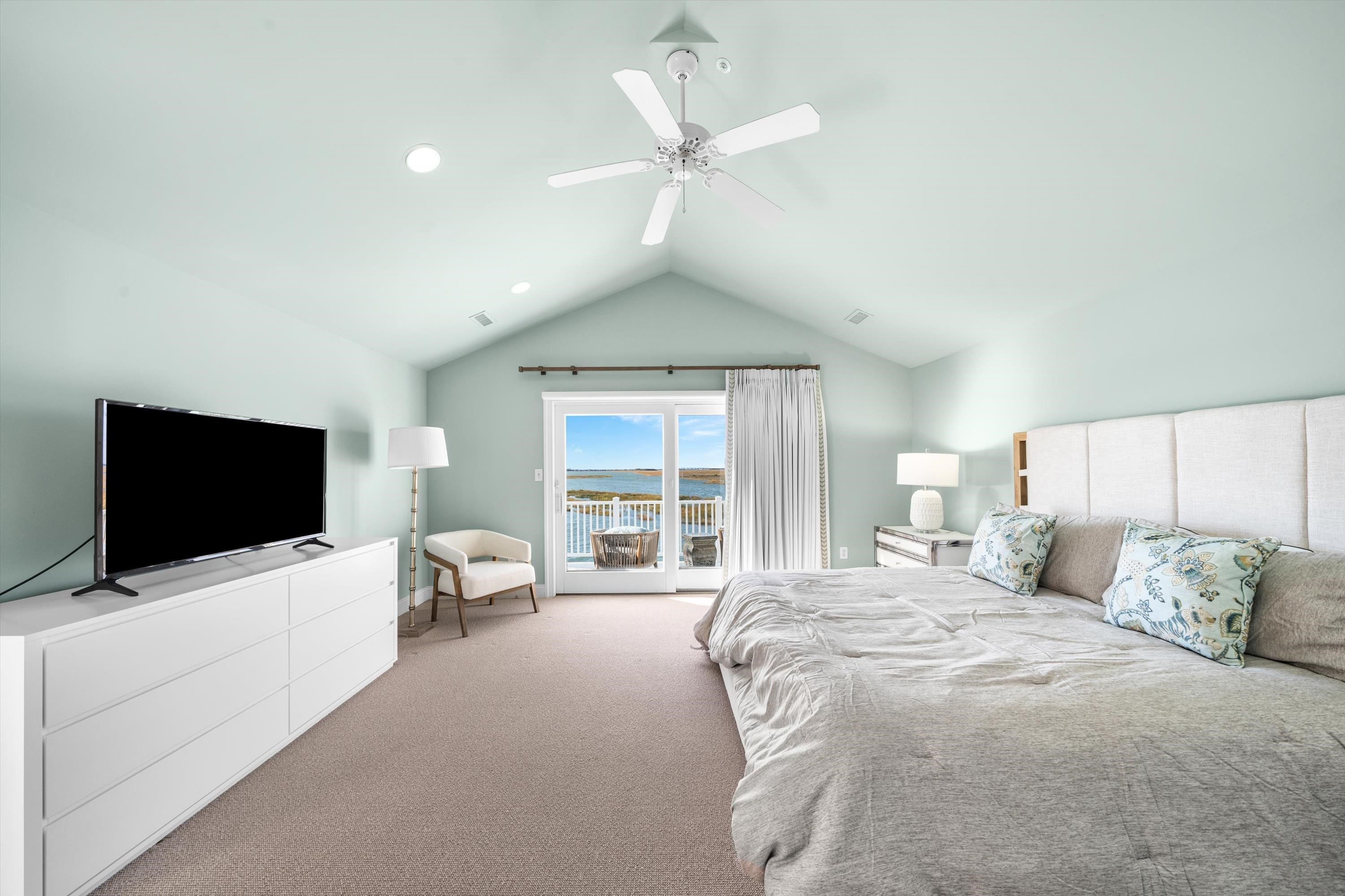 1127 Stone Harbor Boulevard